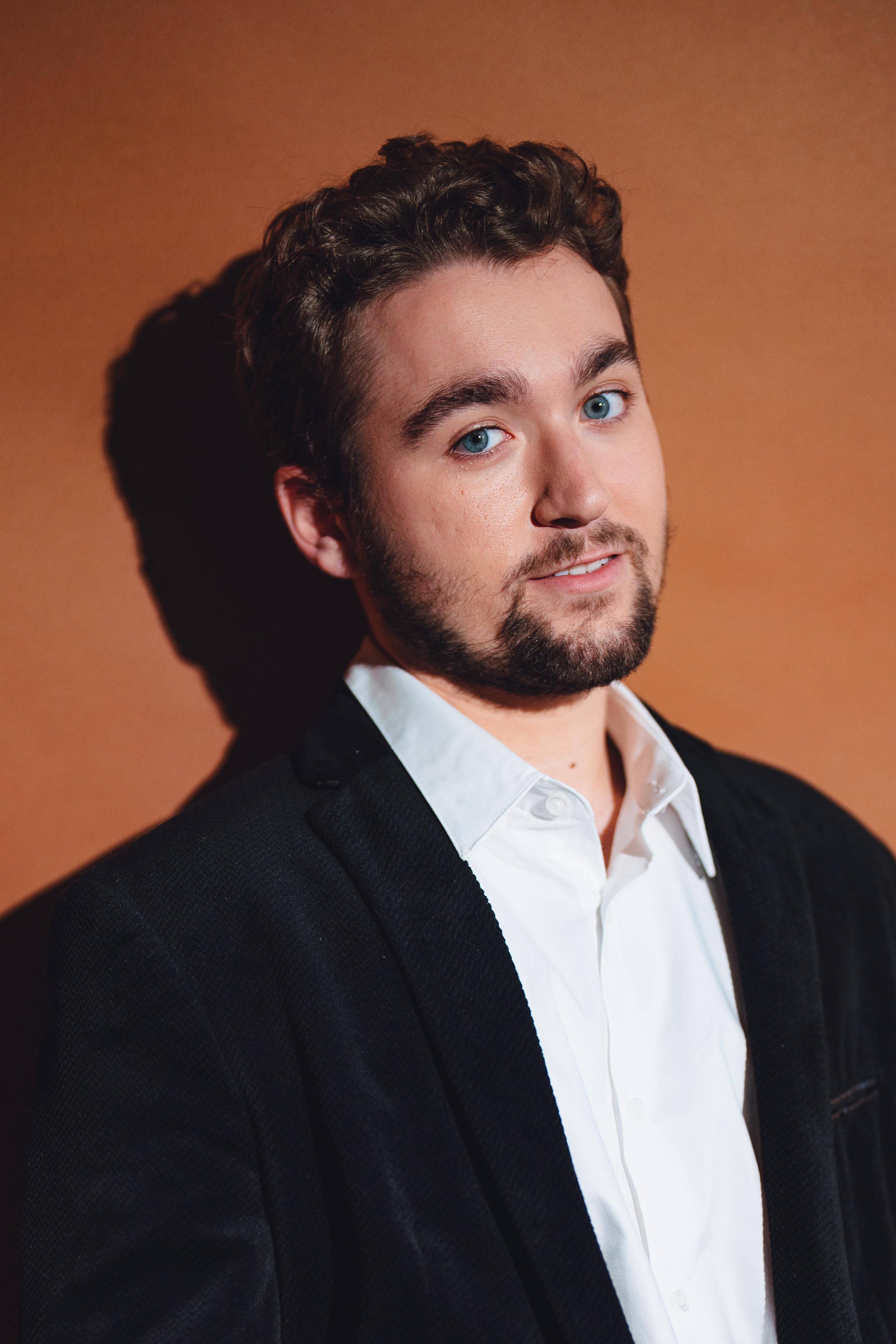 actor Gaige Johnson large photo