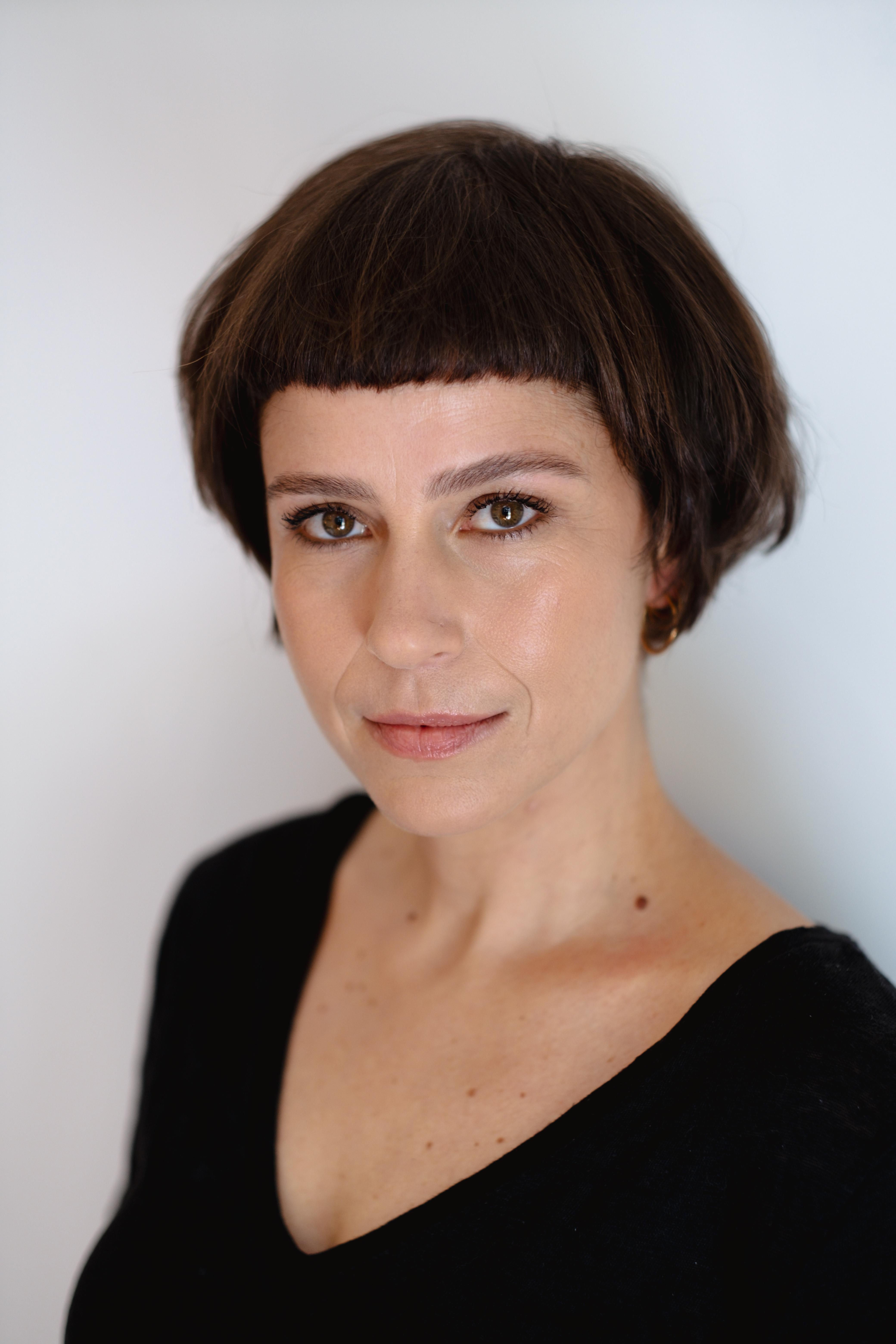 actor Crista Alfaiate large photo