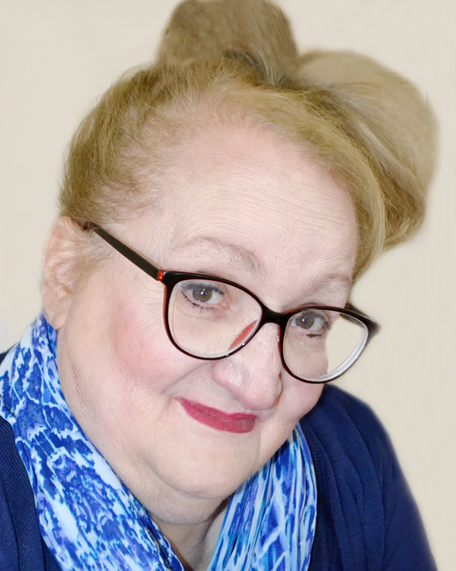 actor Maryjo Carlson large photo