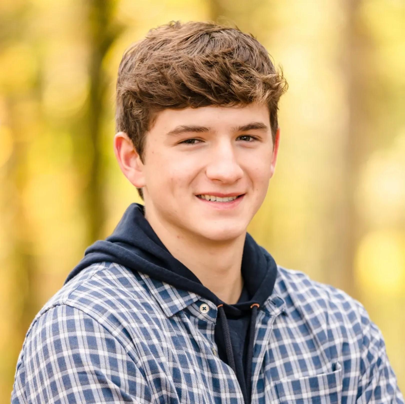 actor Ethan Chapin large photo