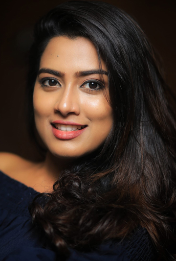 actor Dayyana Hameed large photo