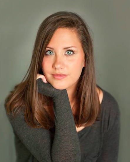 actor Erin Katrina Hayes large photo