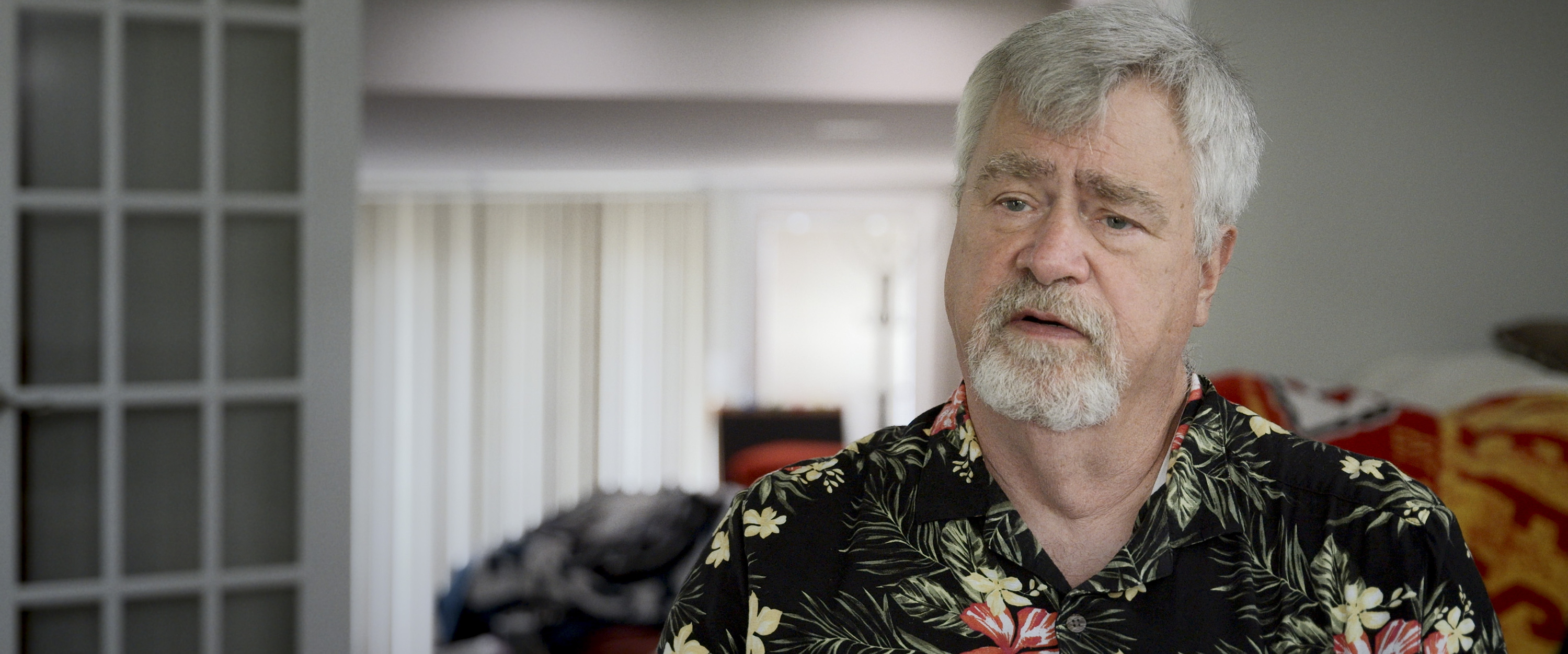 actor Ed Kelce large photo