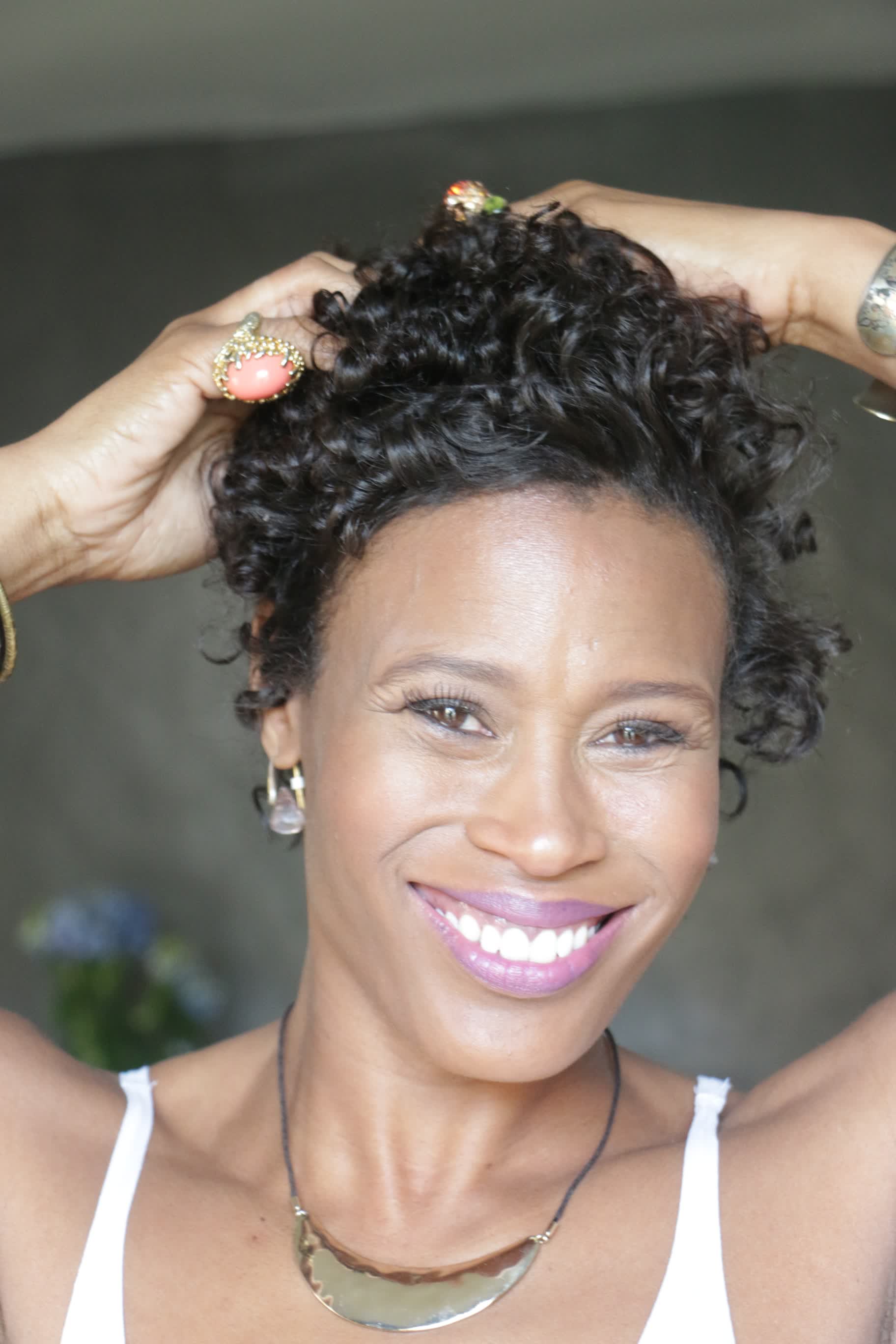 actor Tina Farris large photo