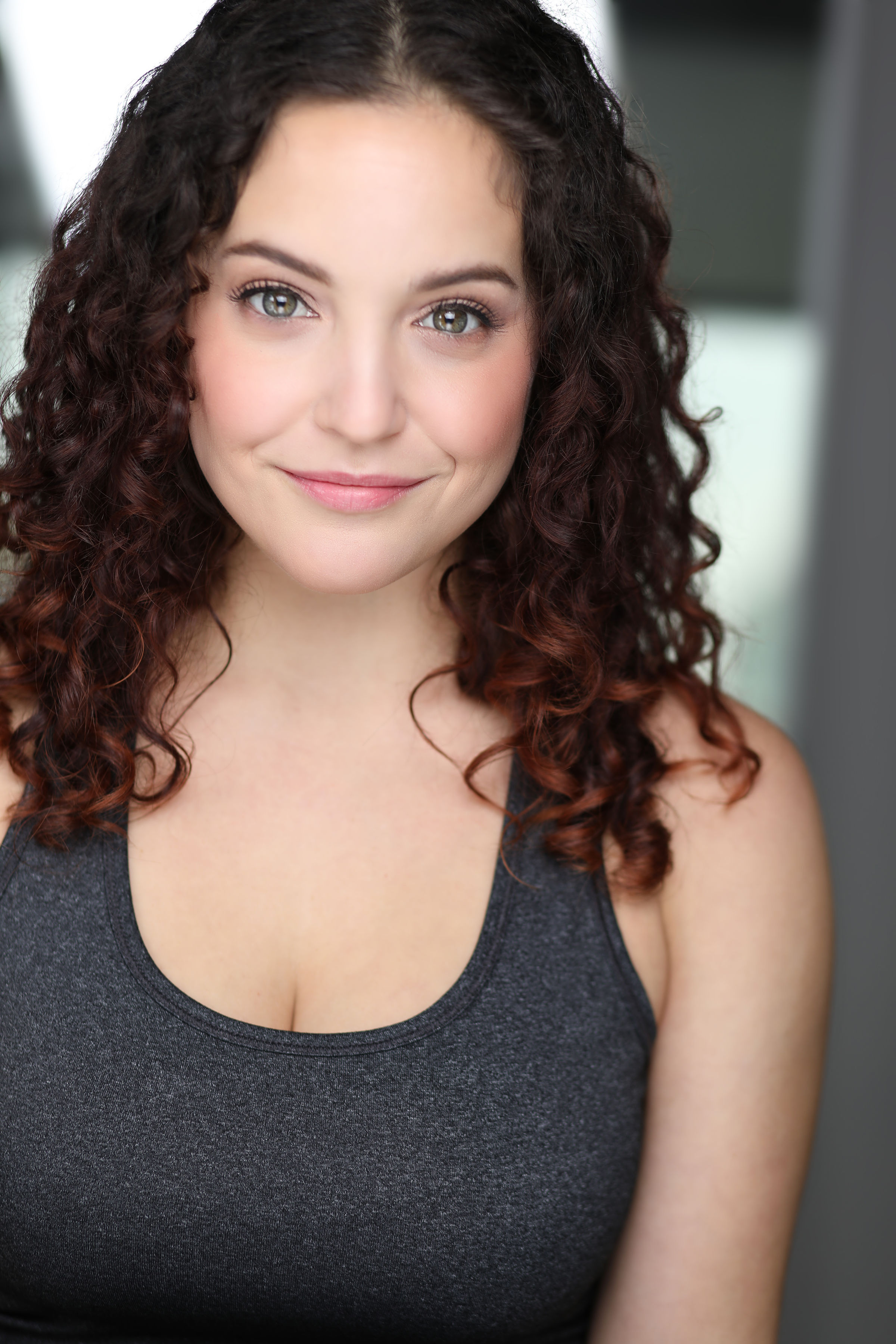 actor Janet Krupin large photo