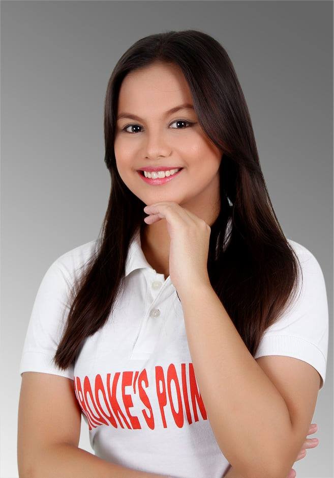 actor Alessandra Songuad large photo