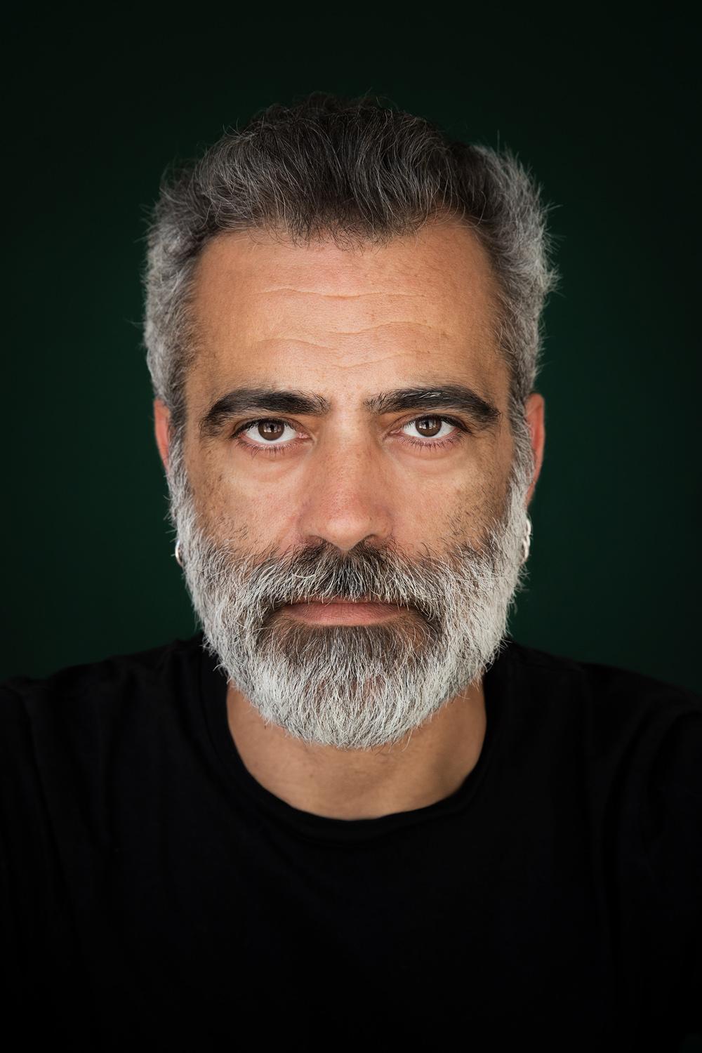 actor Paulo Calatré large photo