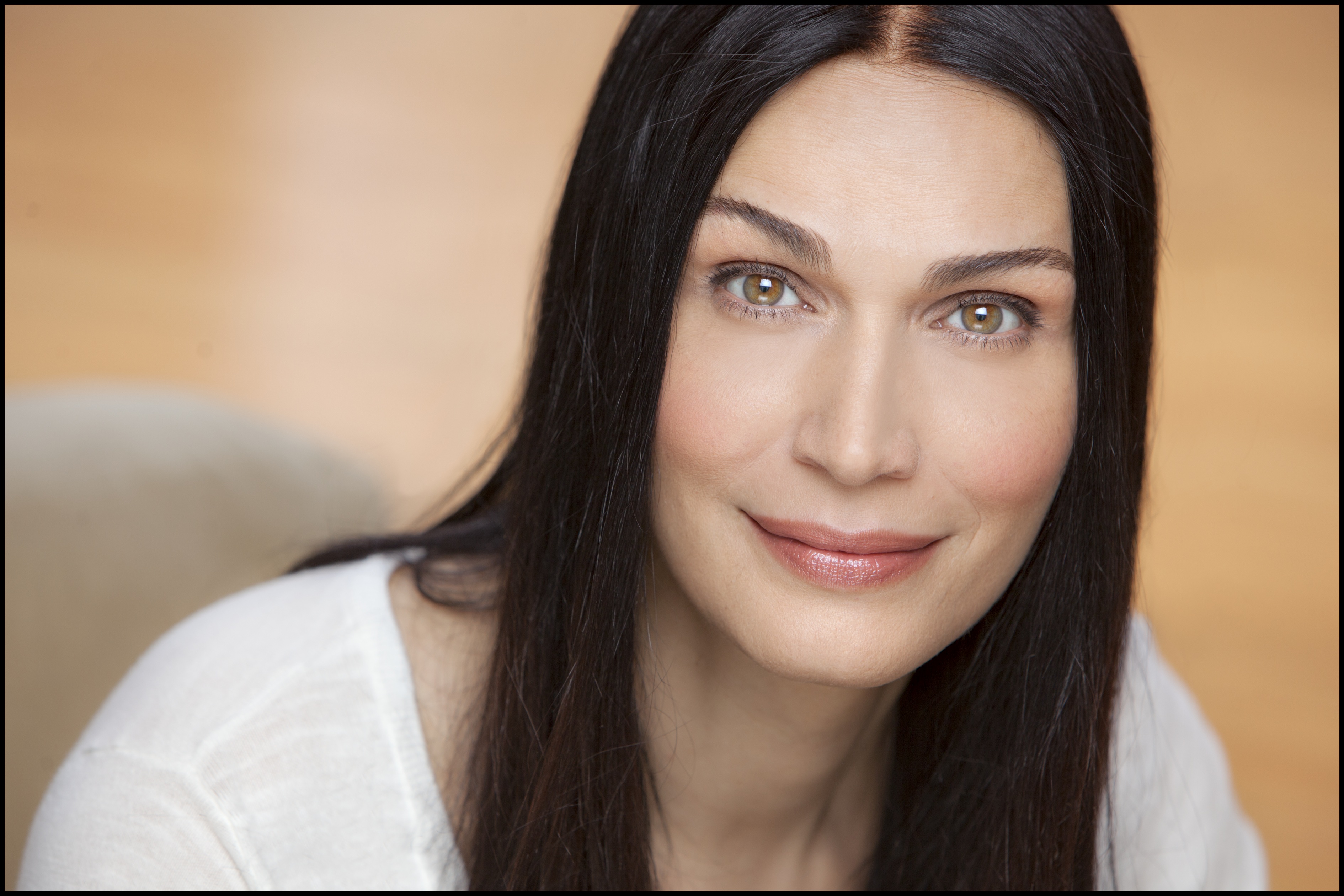 actor Amanda M. Rodriguez large photo