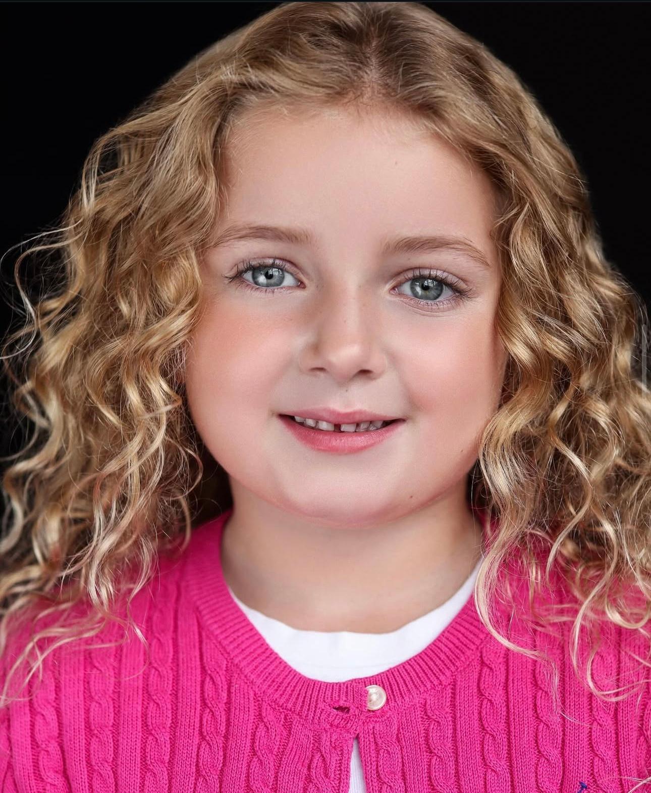 actor Ava Monroe Tadross large photo