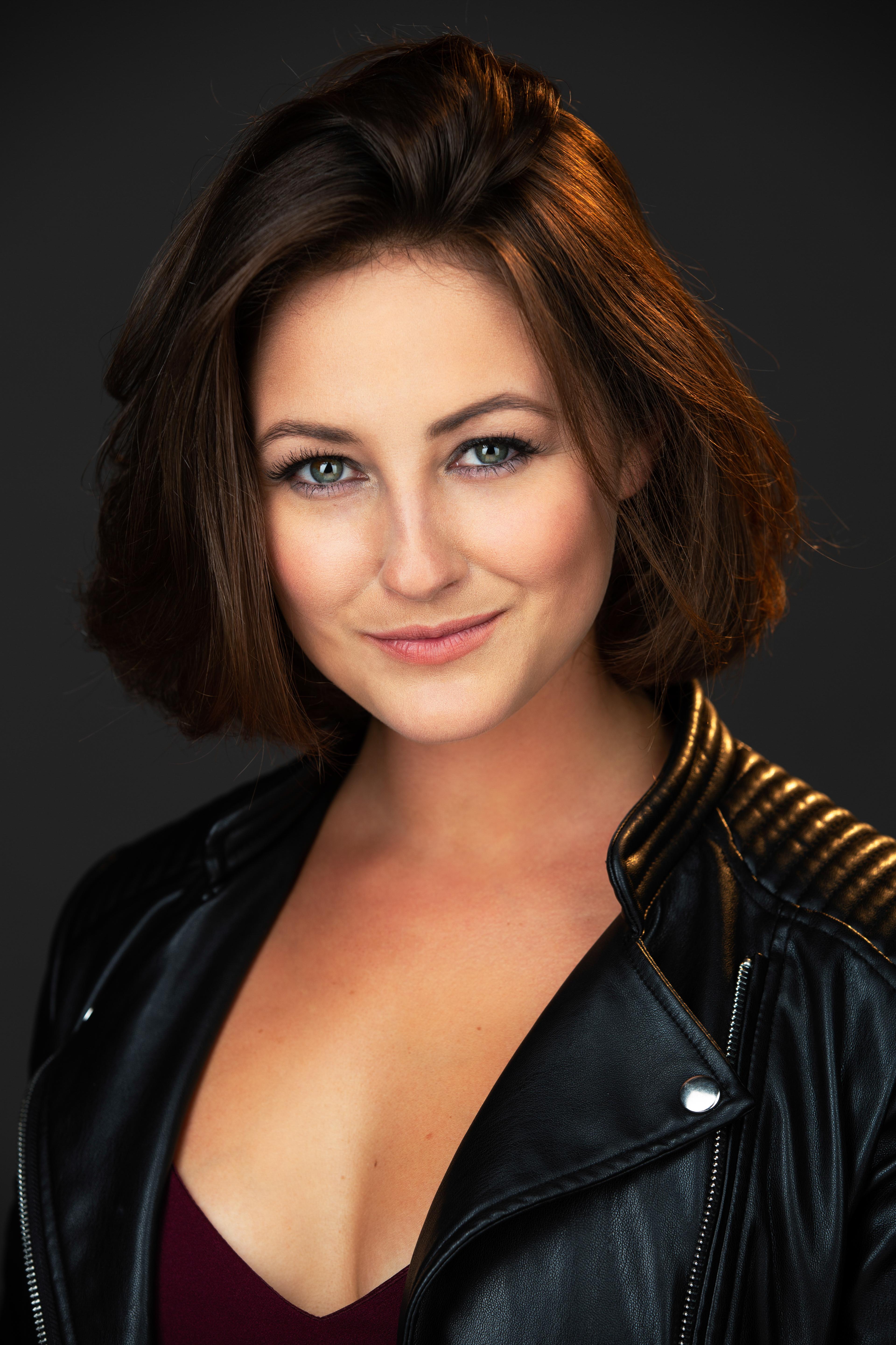 actor Celina Rescott large photo