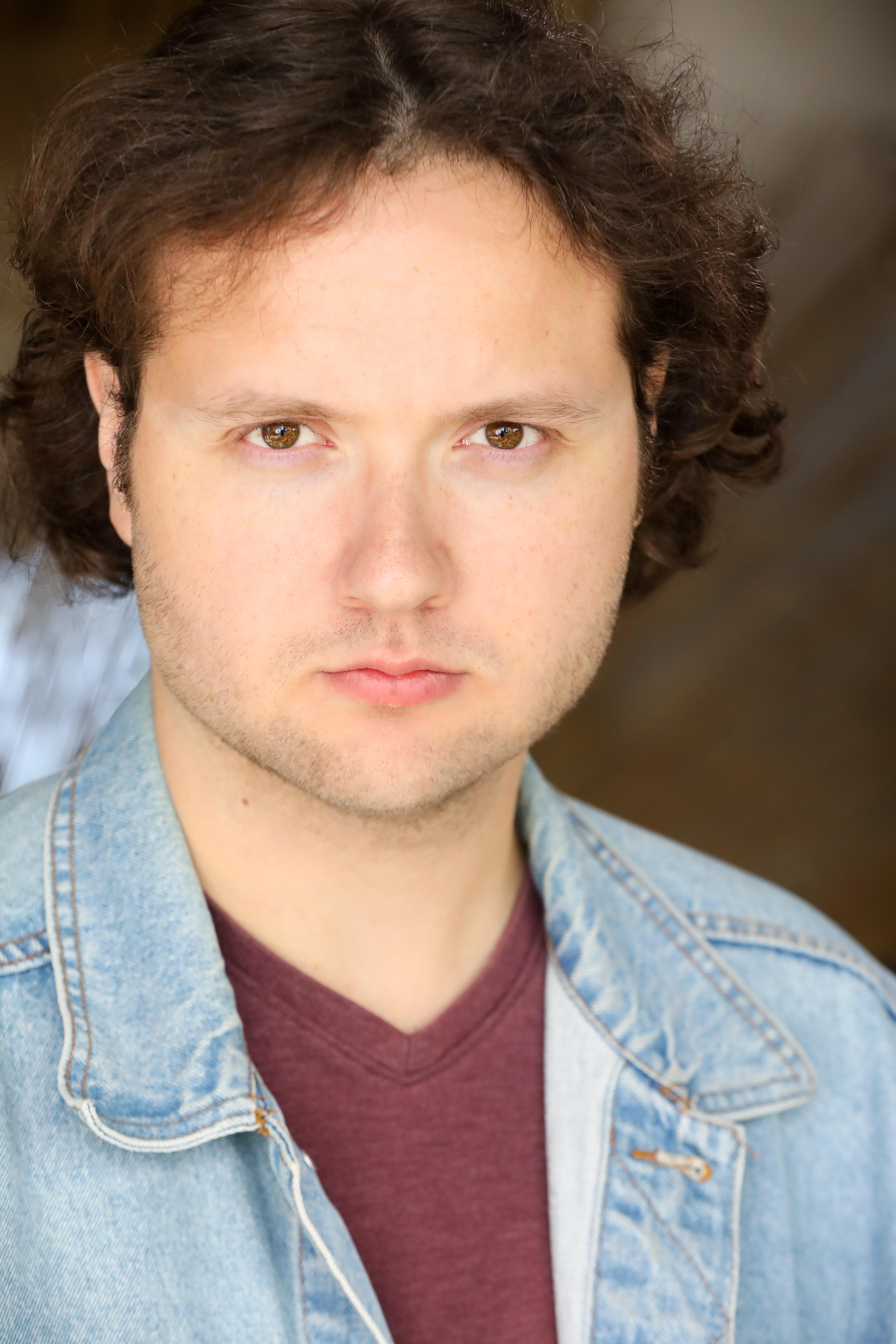 actor Andrew Houghton Hill large photo