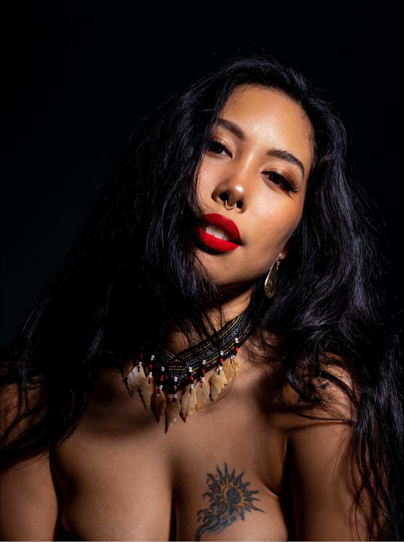 actor Inka Magnaye large photo