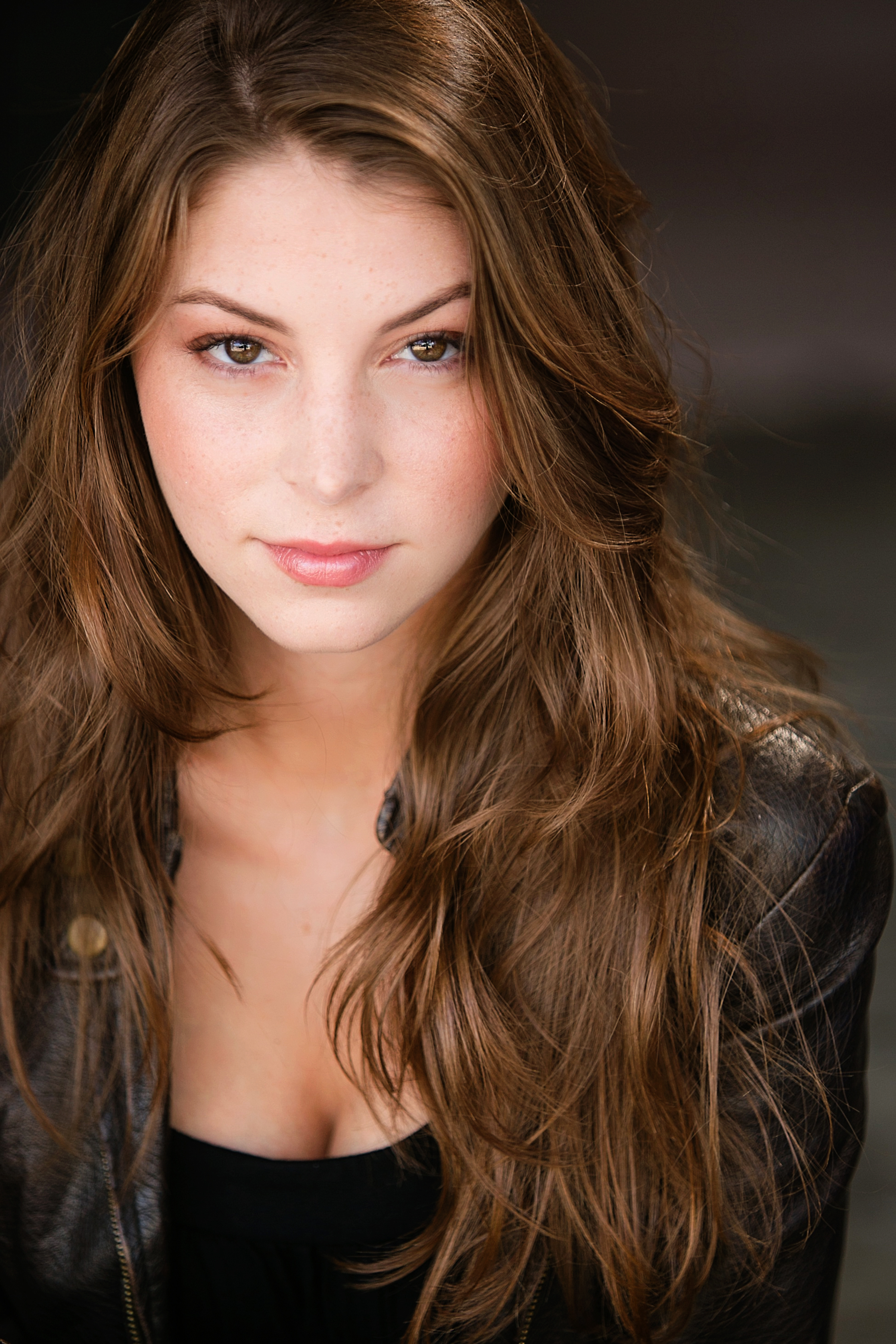 actor Tara Dane large photo