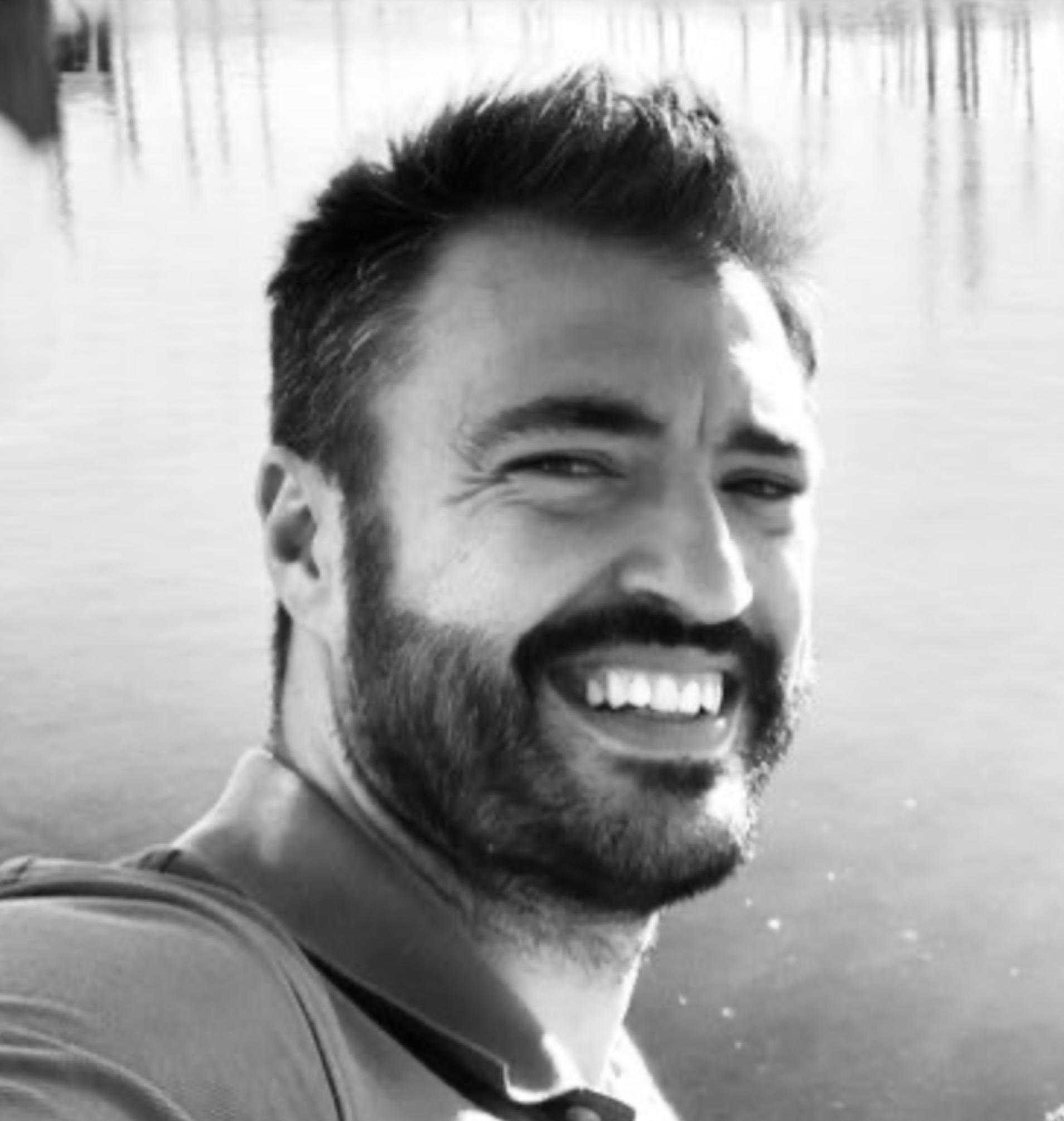 actor Daniel Leal large photo