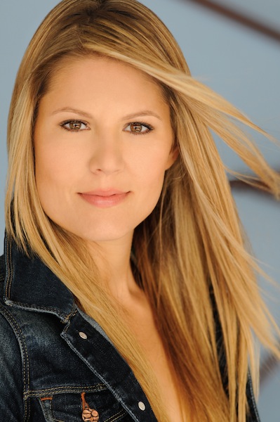 actor Mandy Kowalski large photo