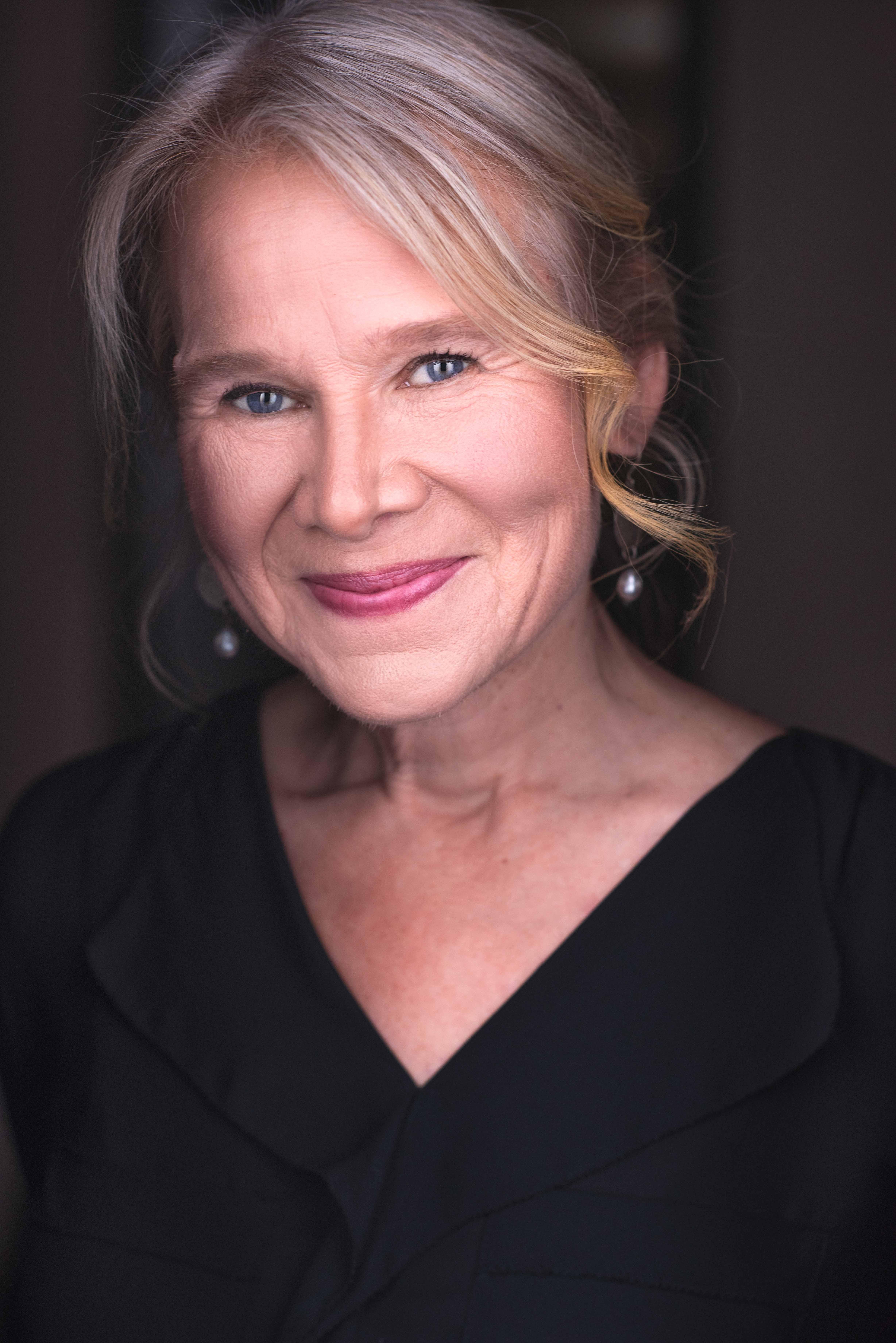 actor Marika Kuzma large photo