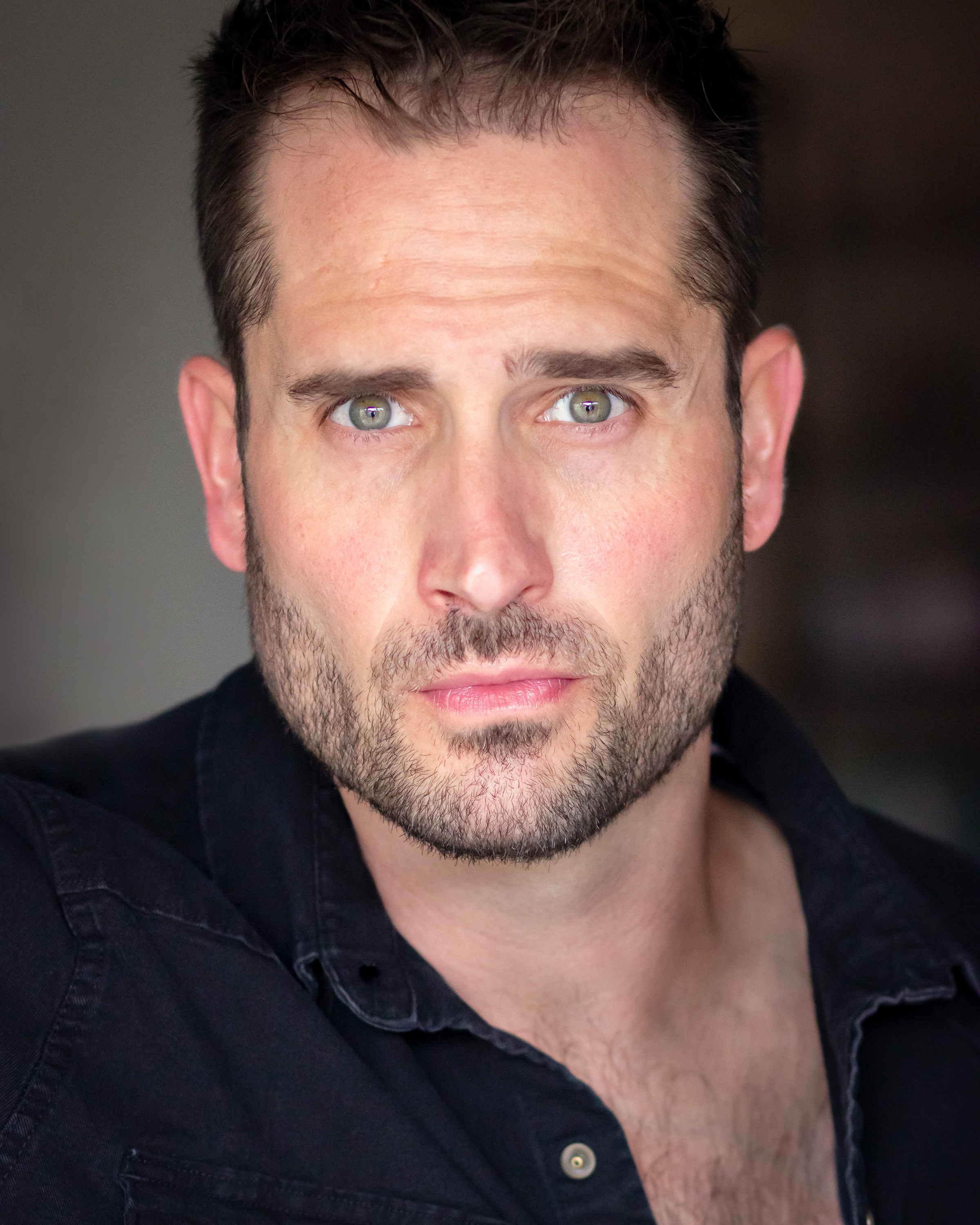 actor Andy Ahrens large photo