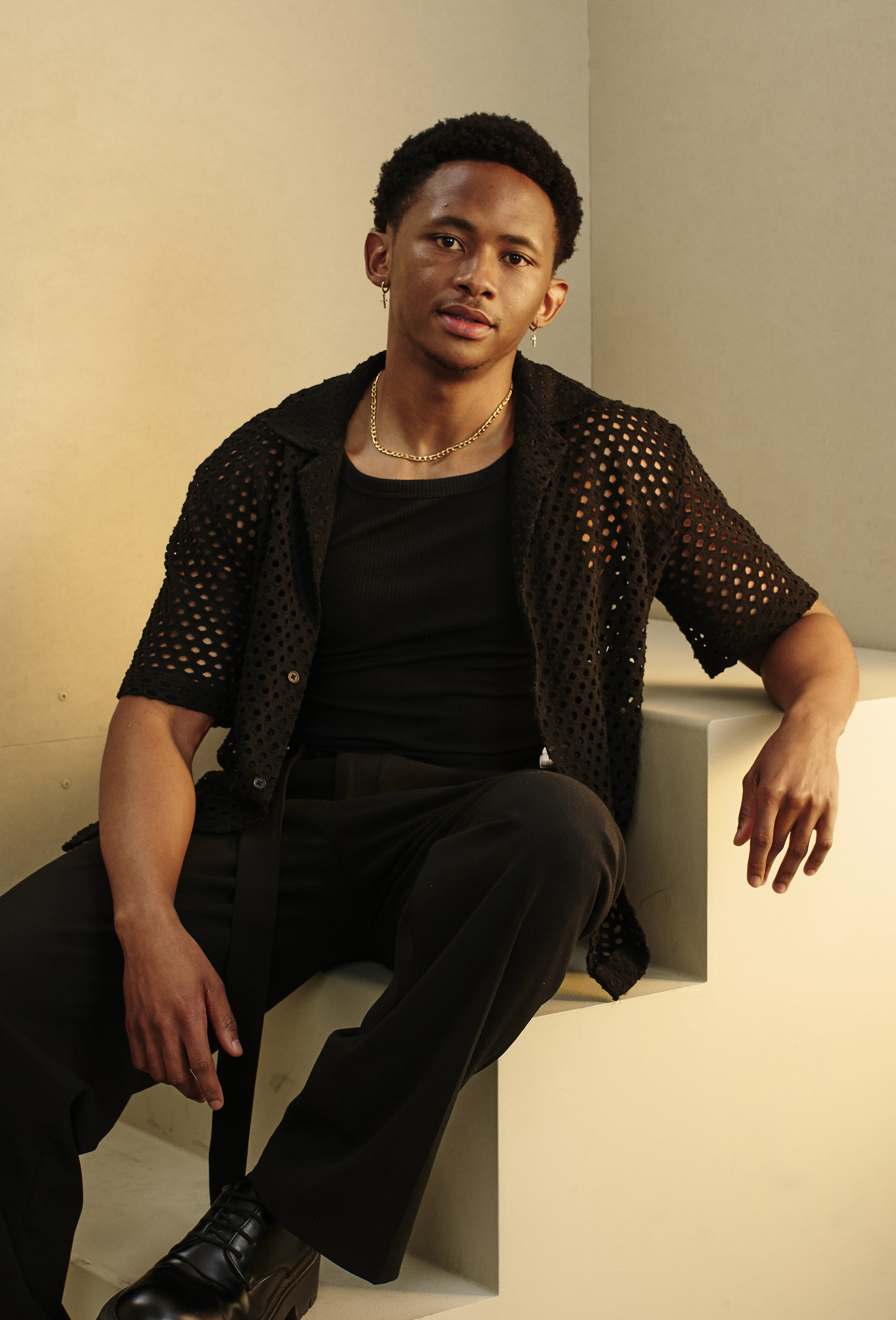 actor Ntobeko Sishi large photo