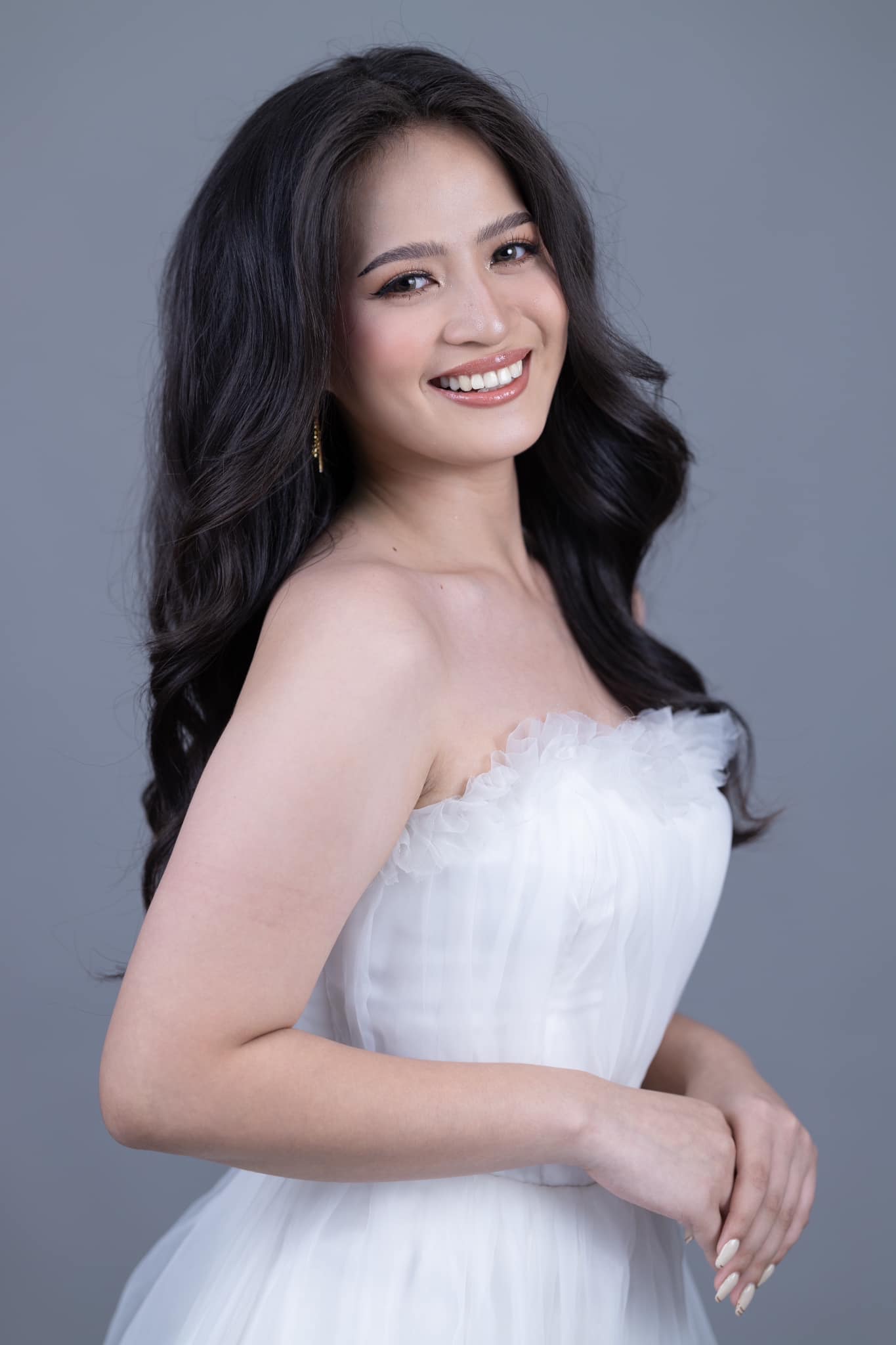 actor Minea Cabigting large photo