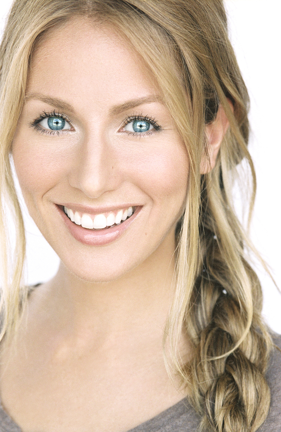 actor Corinne Nowicki large photo