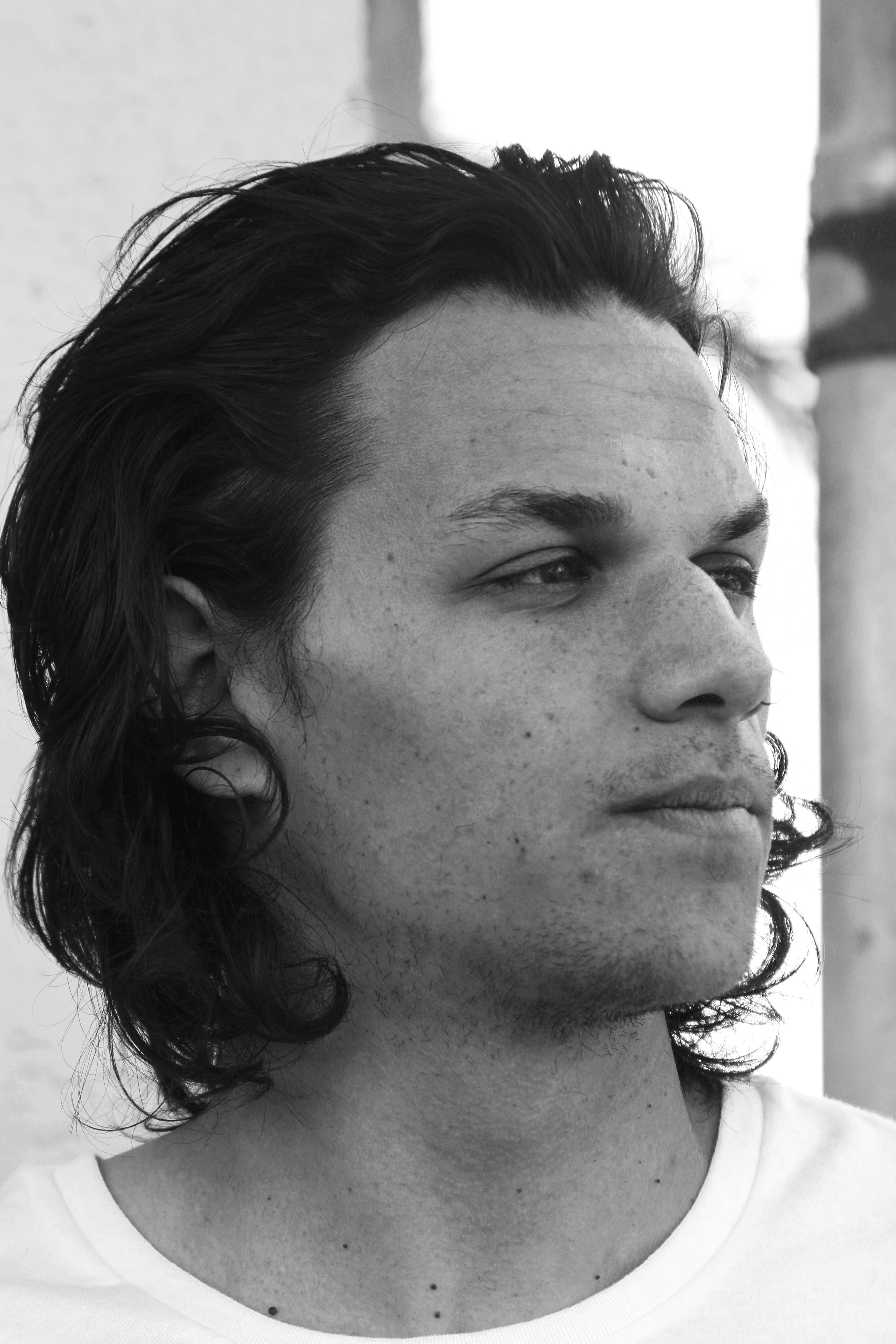 actor Nico Zahniser large photo