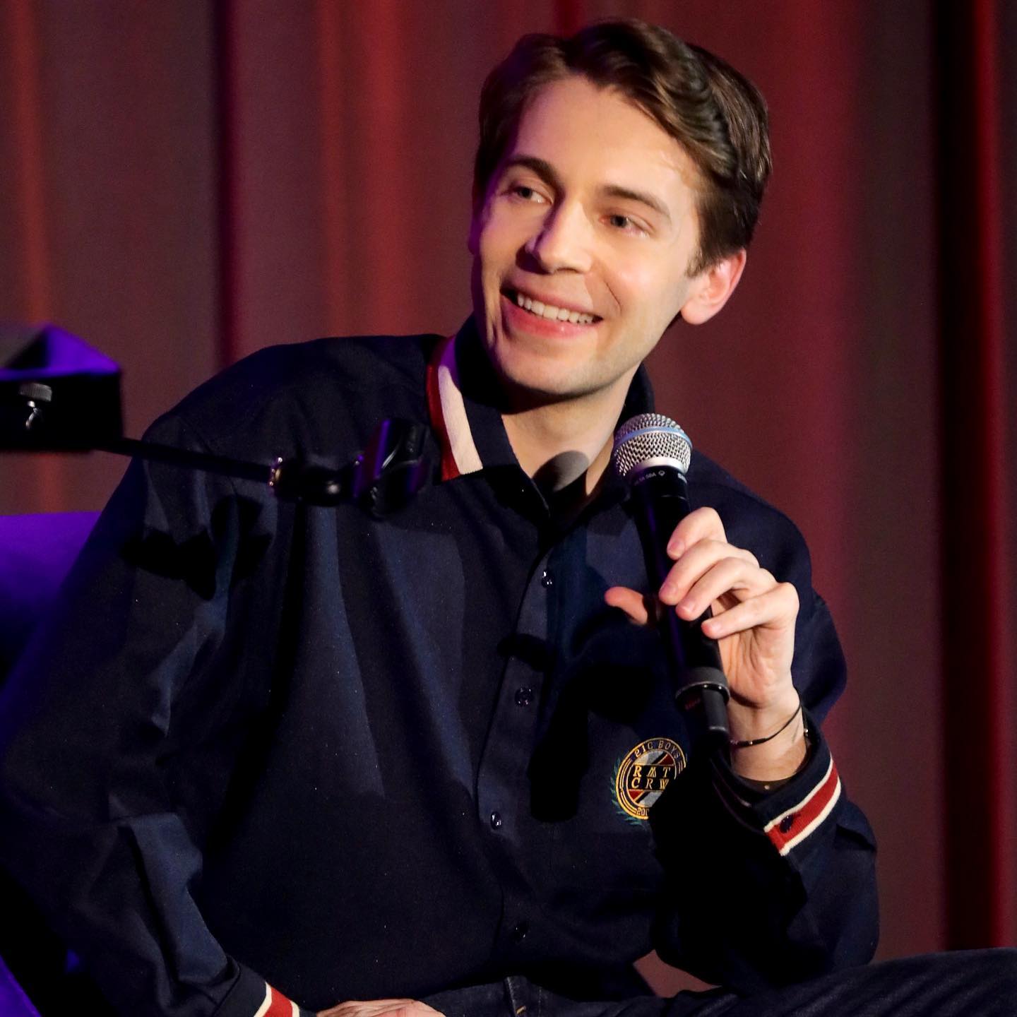 actor Jeff Benjamin large photo