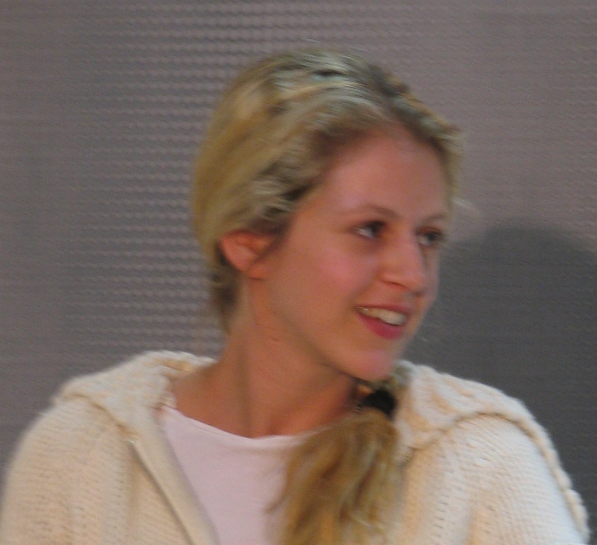 actor Efrat Boimold large photo