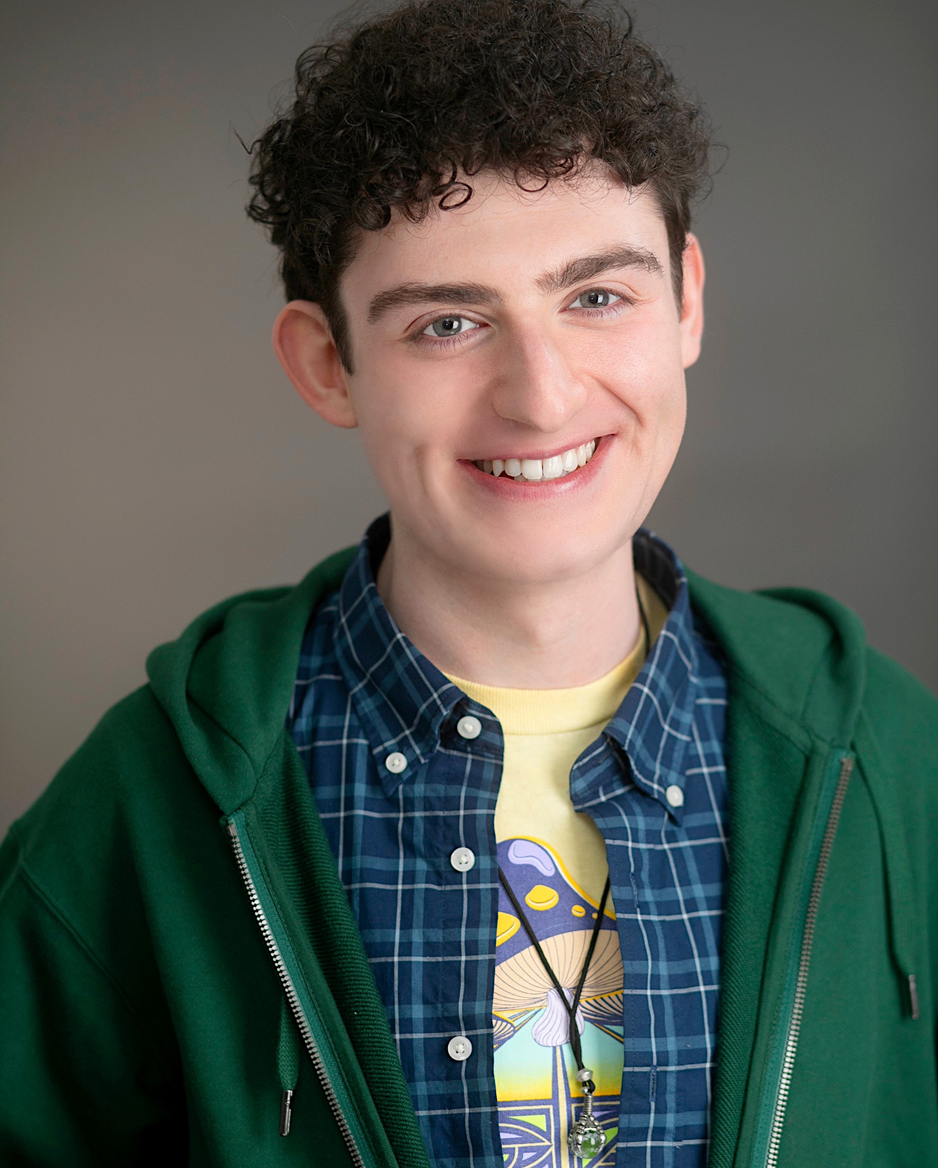 actor Jacob Resnikoff large photo