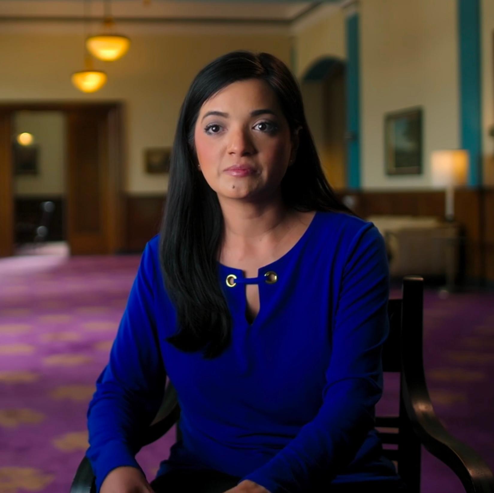 actor Annette Lawless large photo