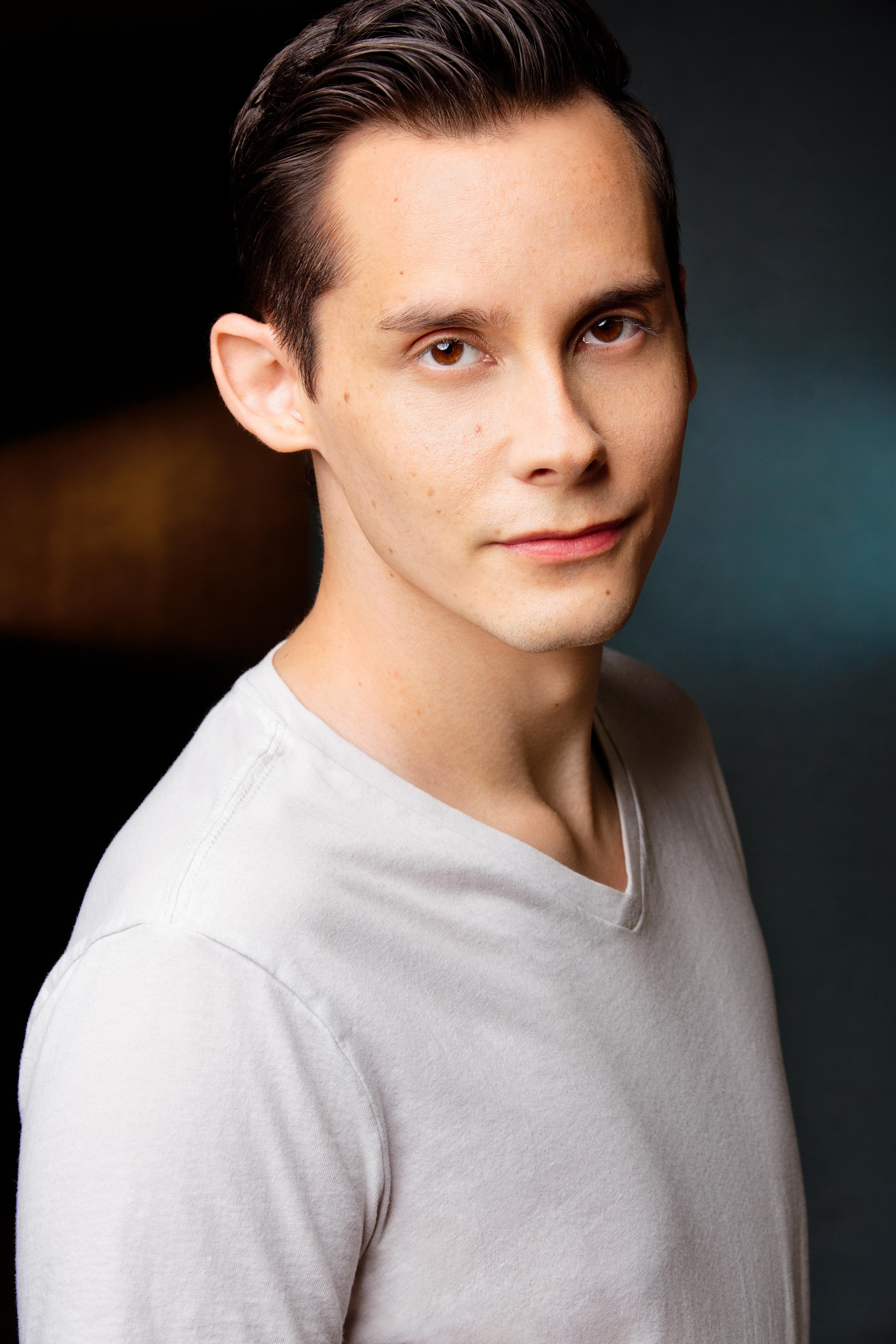 actor Andrew Ibach large photo