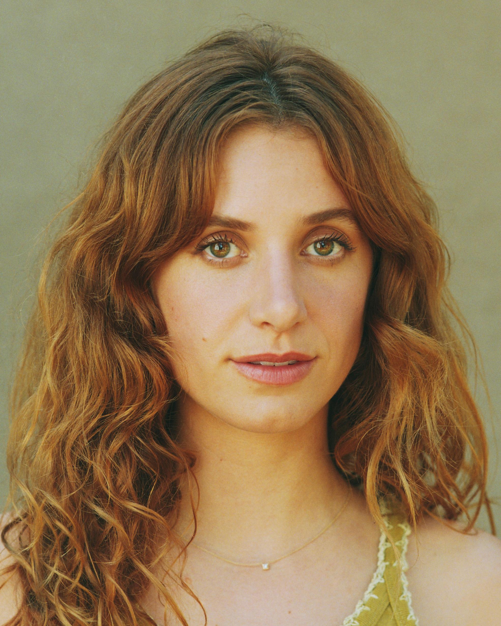 actor Evangeline Barrosse large photo