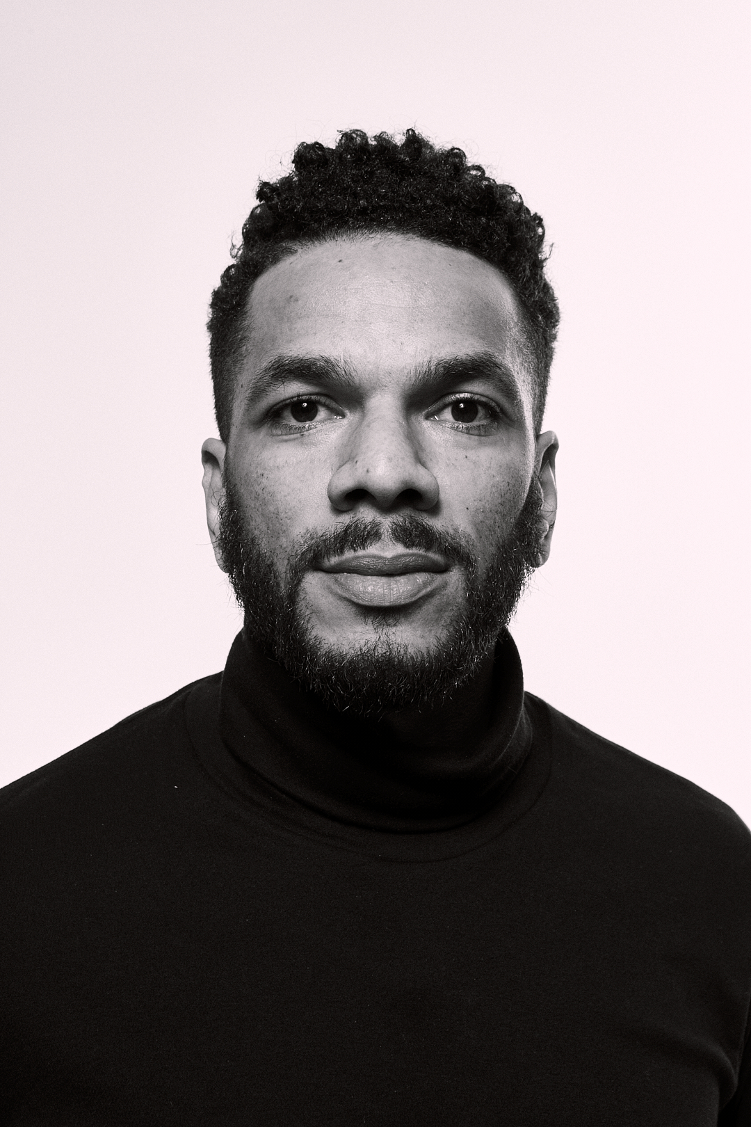 actor Biko Eisen-Martin large photo