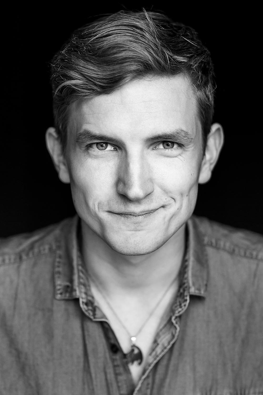 actor Fabian Hedlund large photo