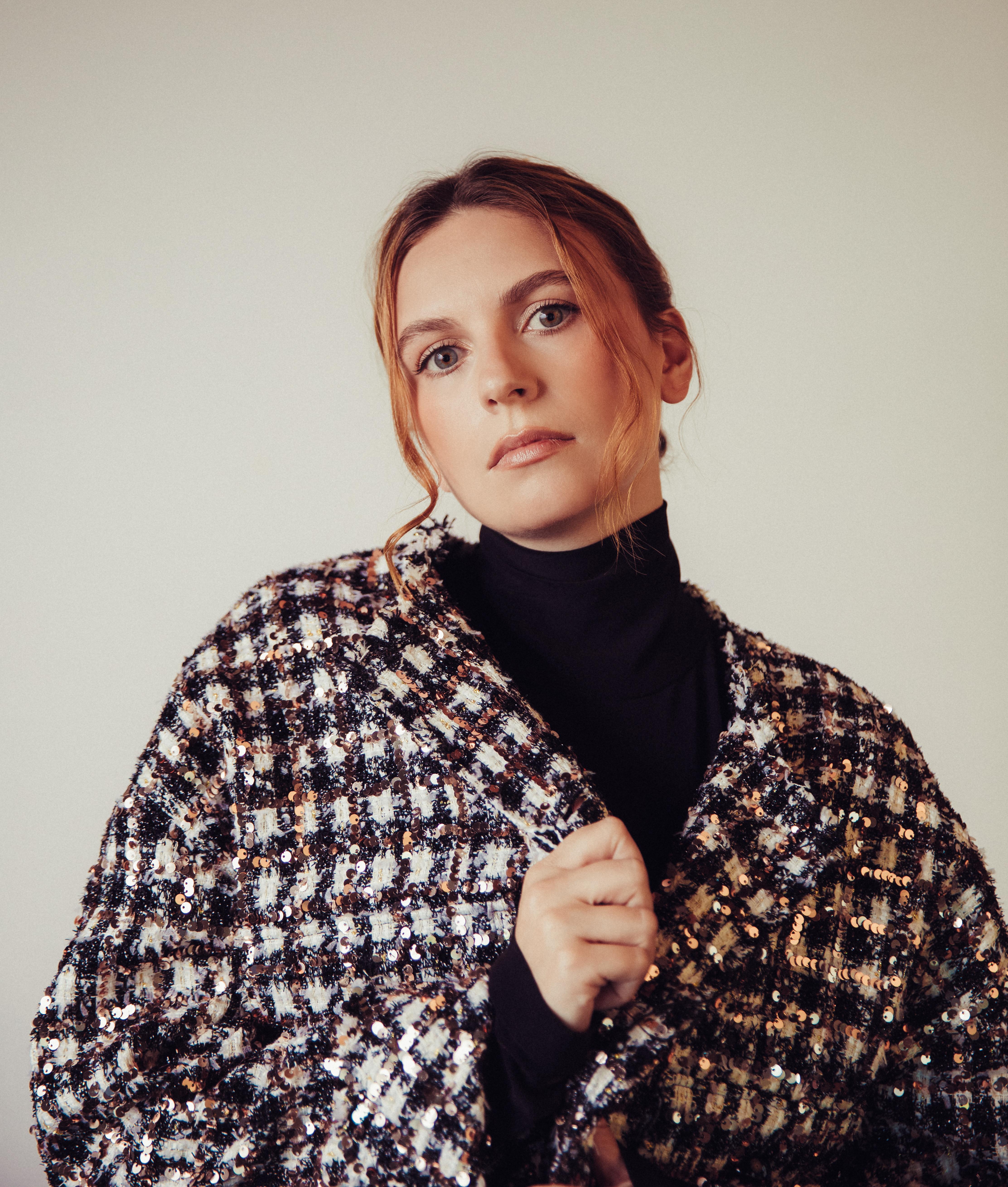 actor Nicole DuBois large photo