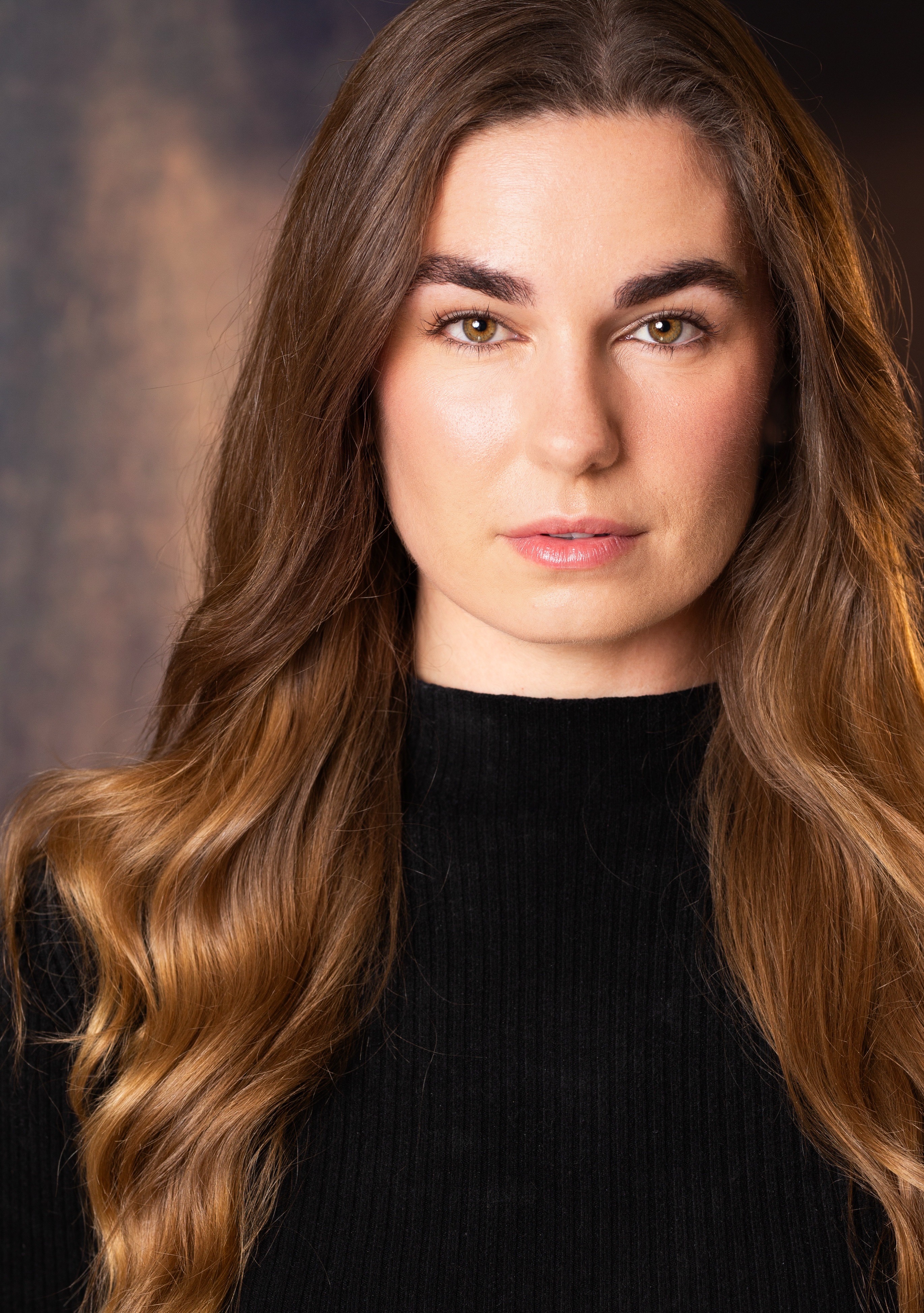 actor Alora Kinley large photo