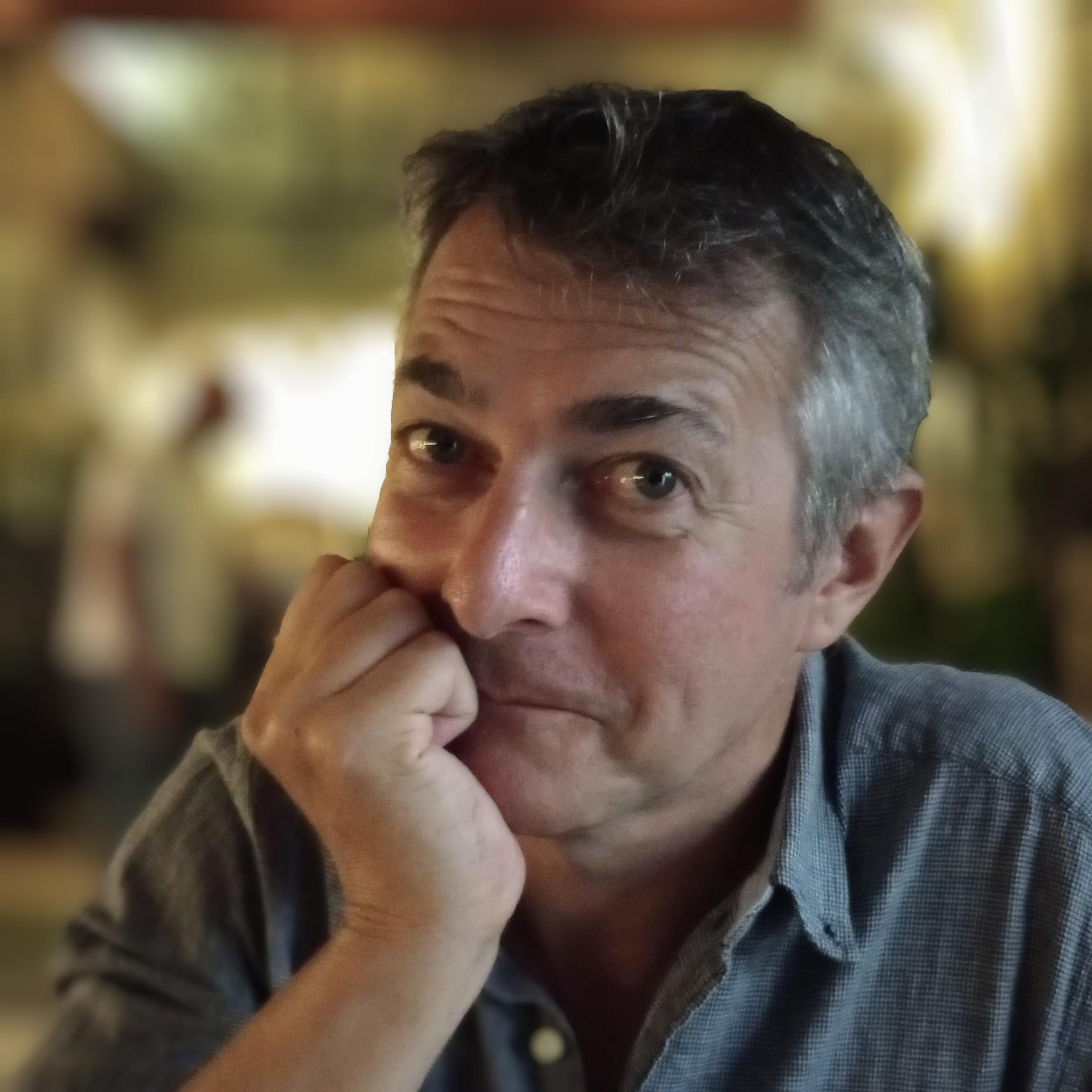 actor Peter Winfield large photo