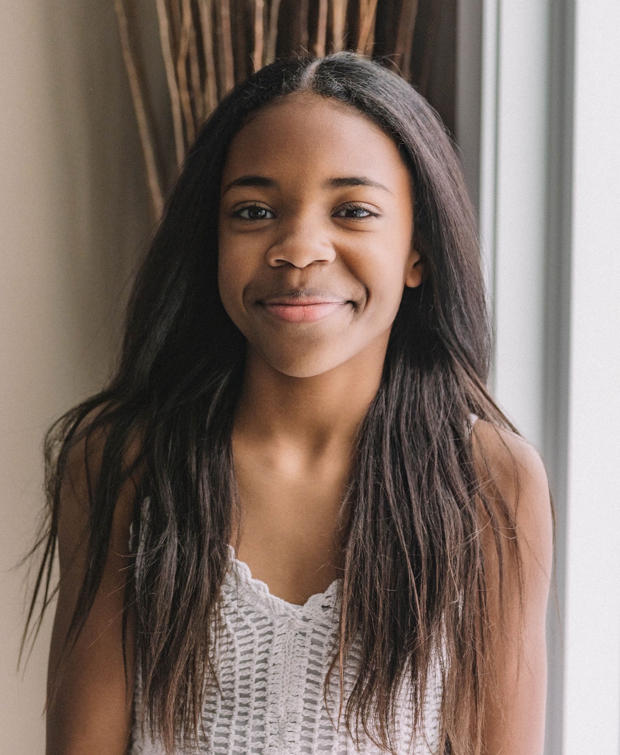 actor Celina Louissaint large photo