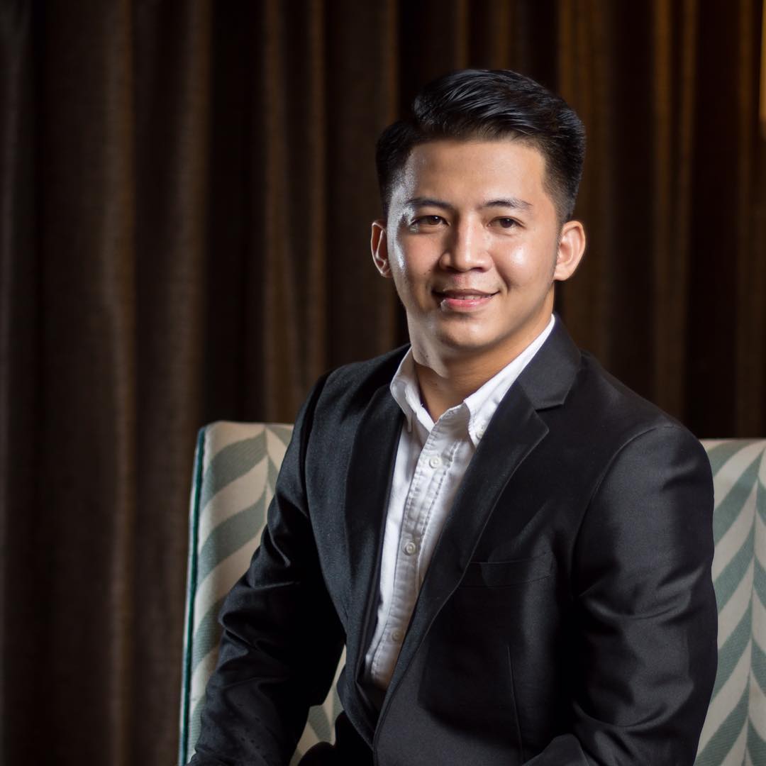 actor Mark Joseph Evangelista large photo