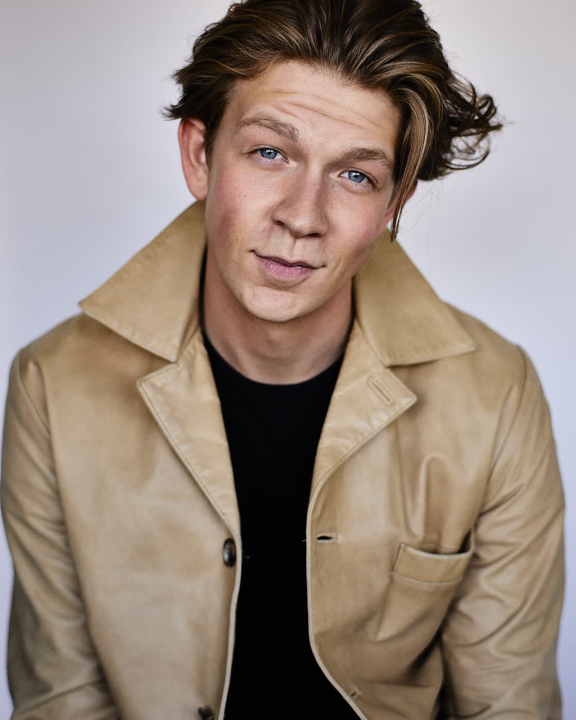 actor Tom van Kessel large photo