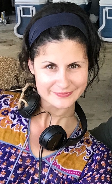 actor Victoria Hanlin large photo