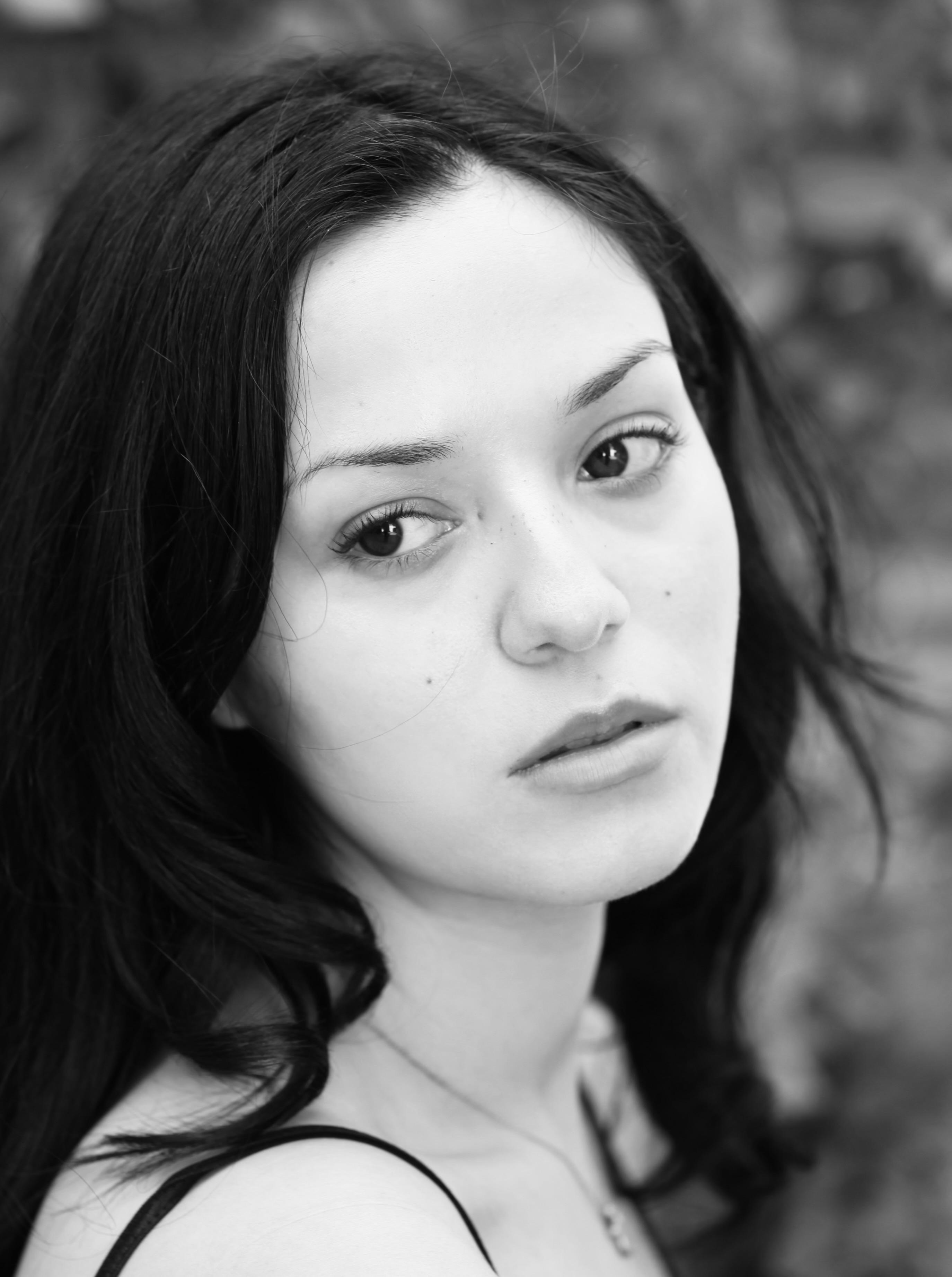 actor Juliet Vega large photo