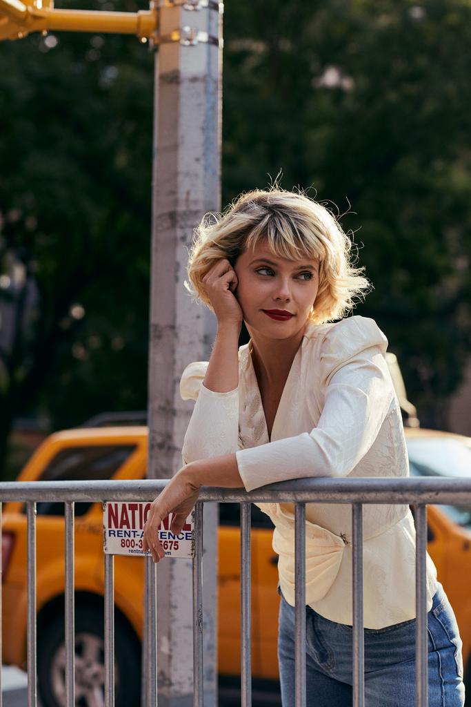 actor Annasofía Facello large photo