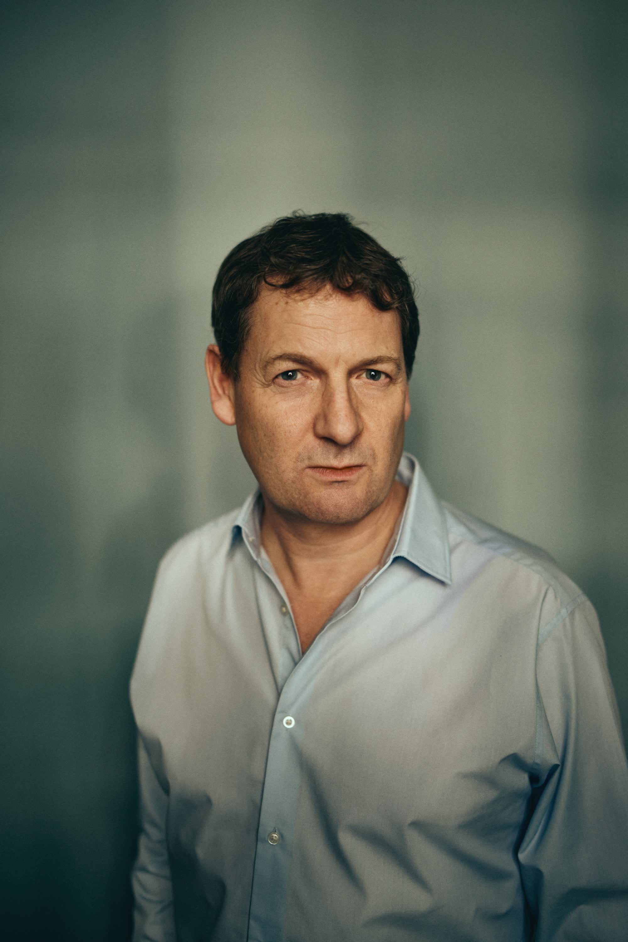 actor Iain Collins large photo