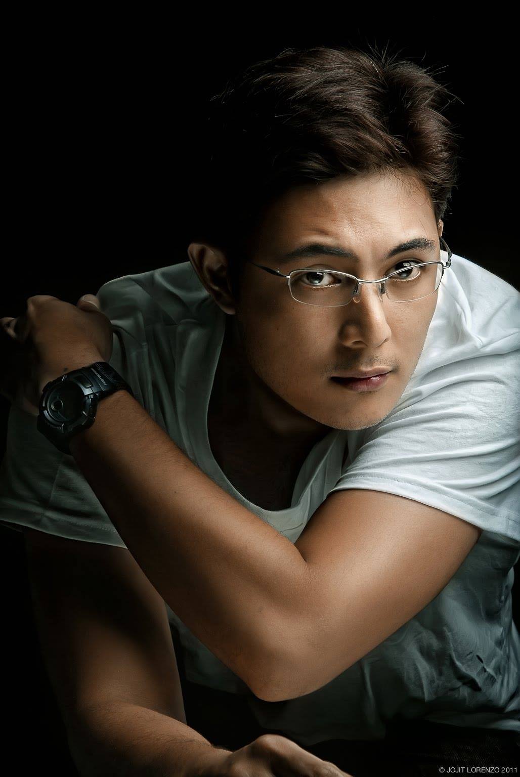 actor Justin Cuyugan large photo