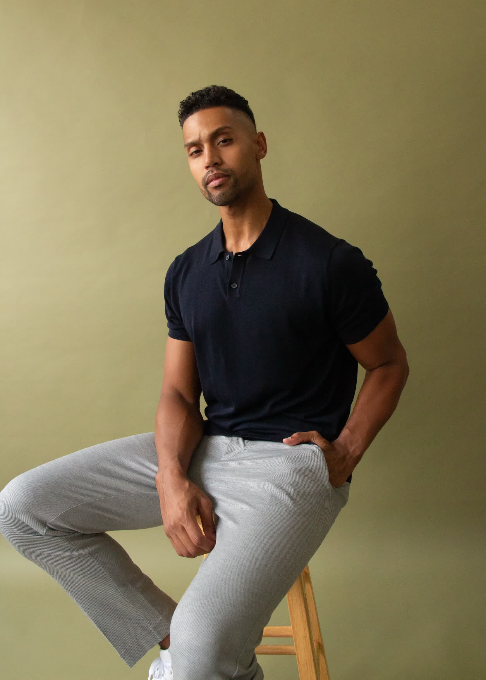 actor Jonathan Abrado large photo