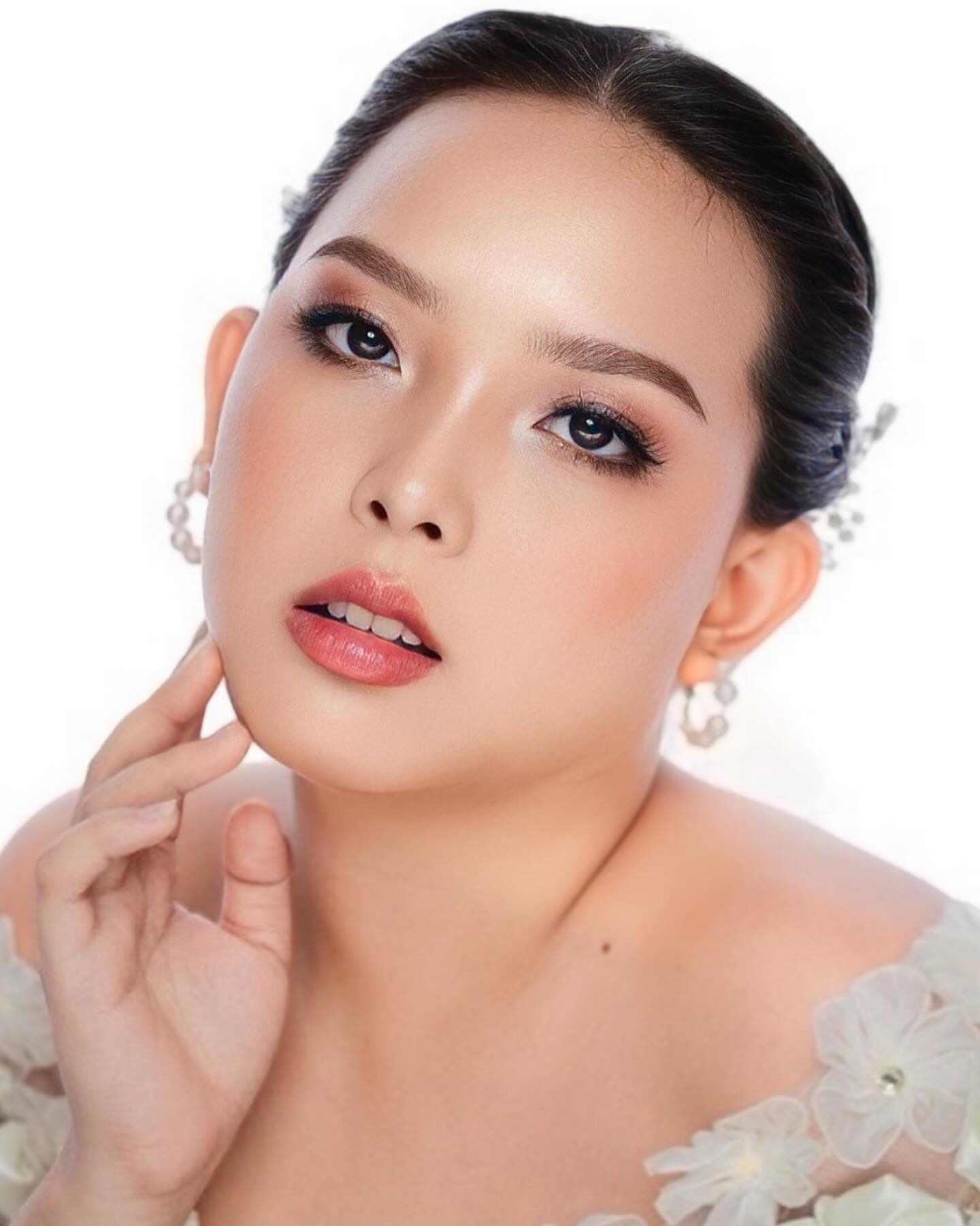 actor Emily Lustan large photo