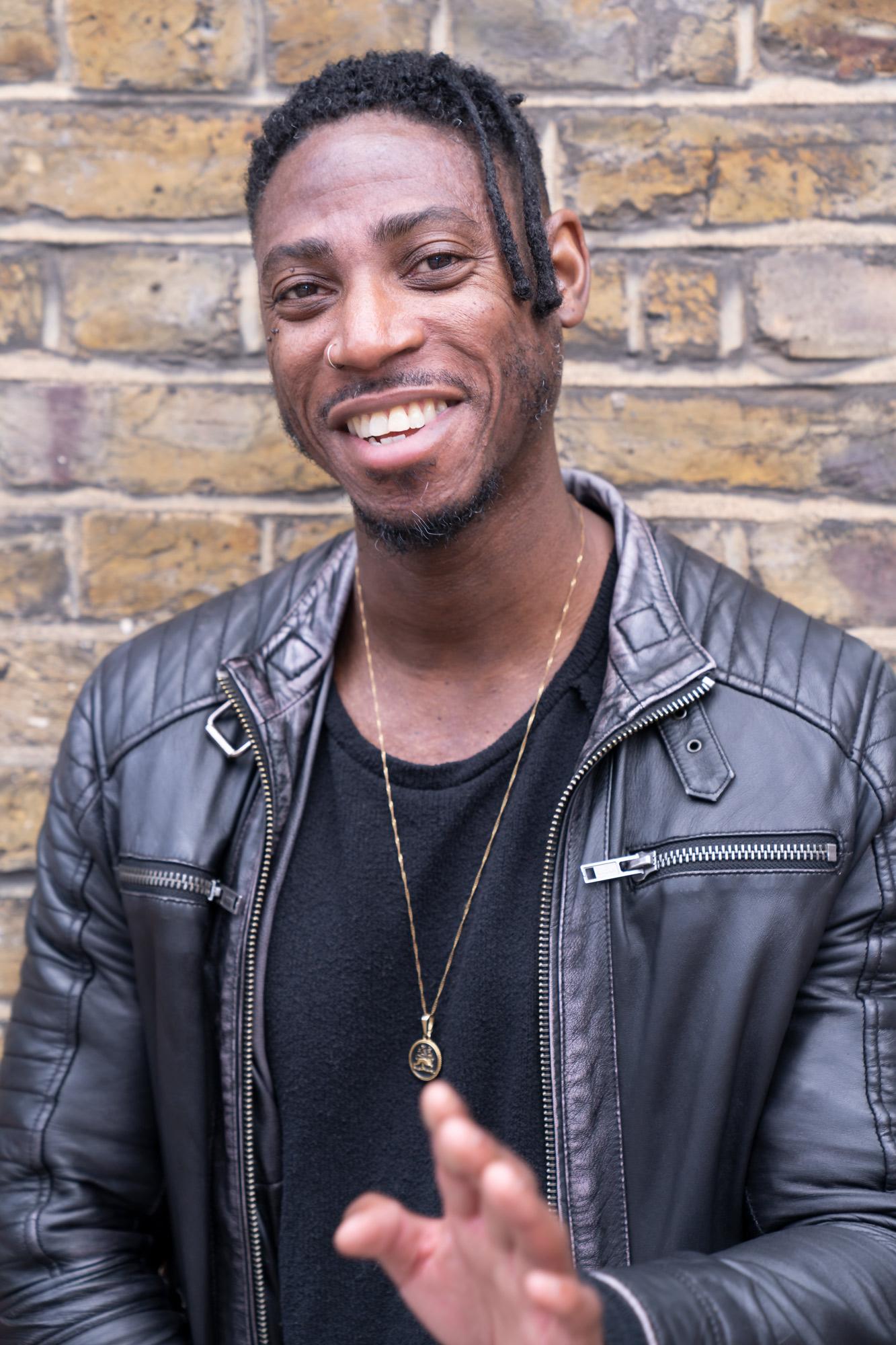 actor Ashley Lloyd Shaw large photo