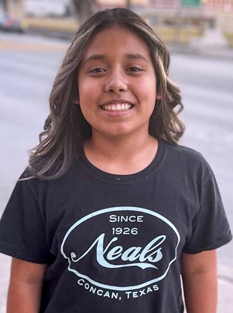 actor Alexandria Rubio large photo