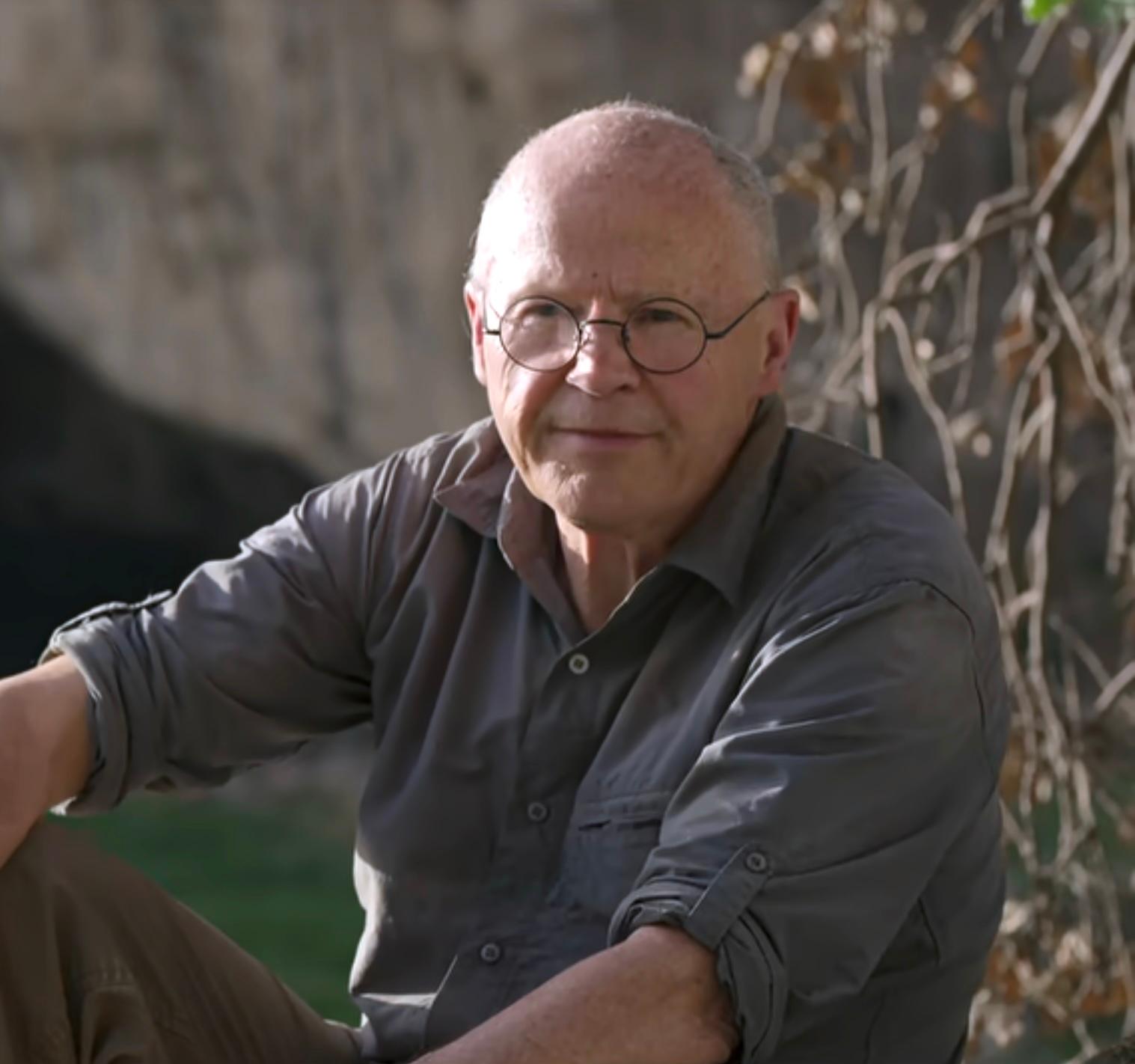 actor Graeme Barker large photo