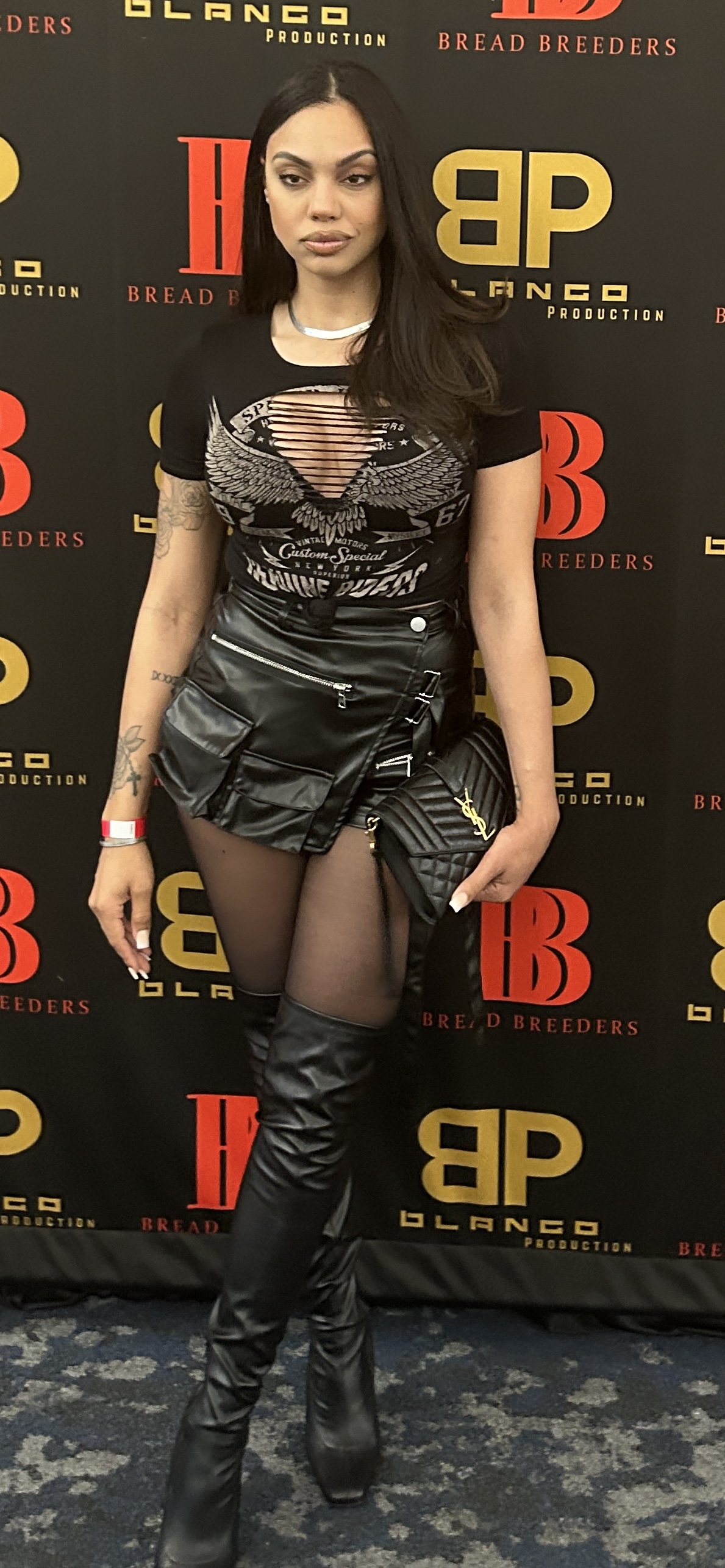 actor Brittany Altenbach large photo